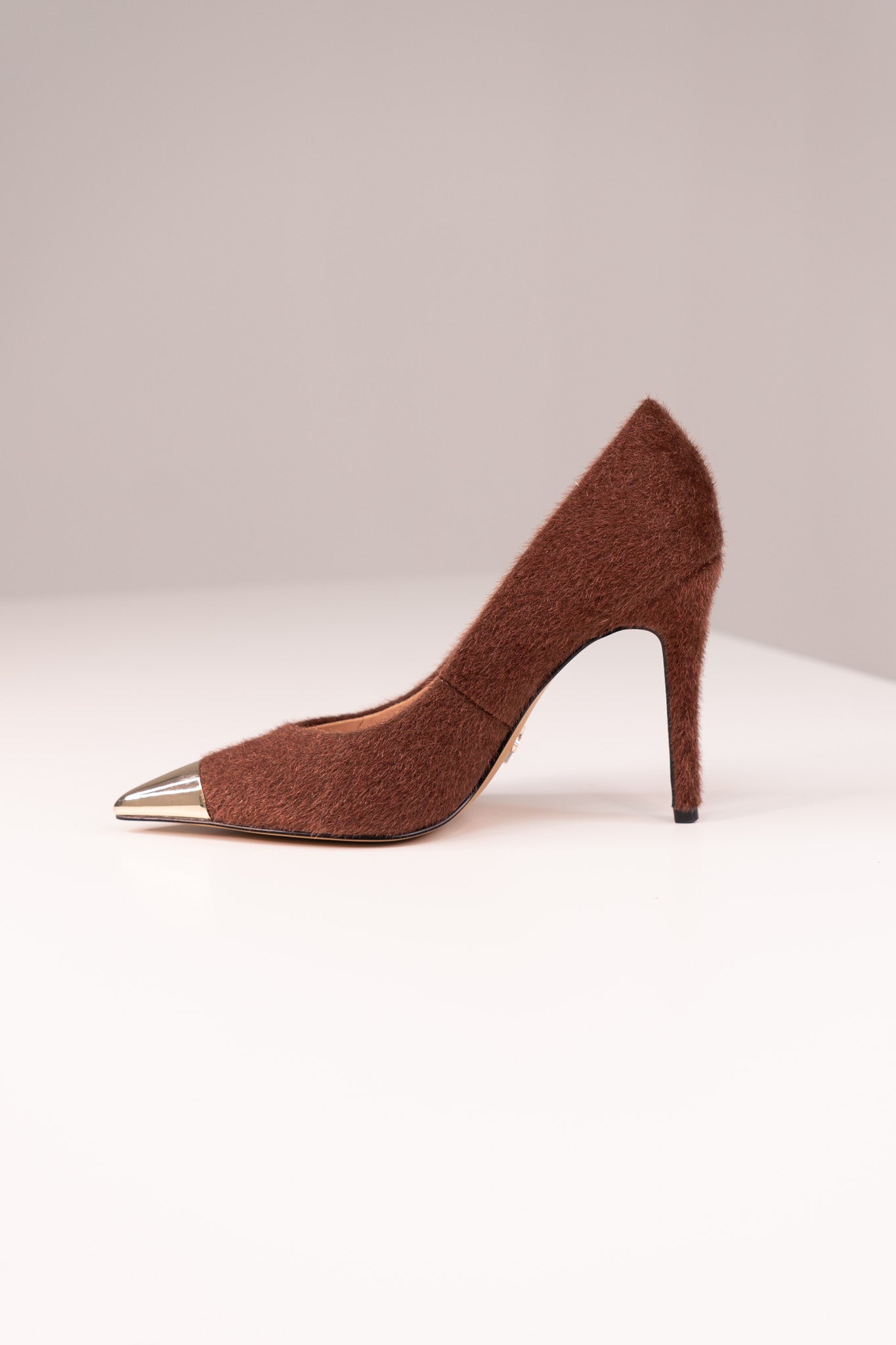 Love Laura Textured Heel In Chocolate