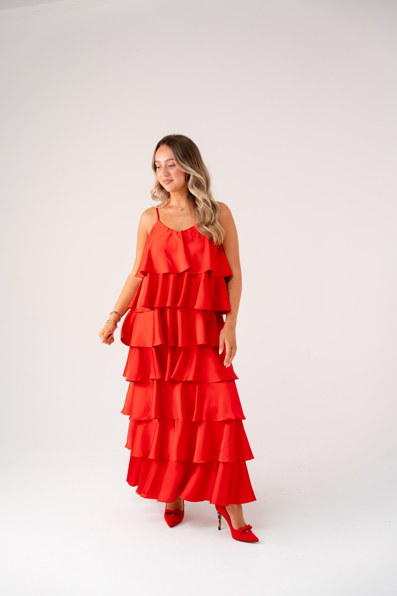 Love Laura Tiered Midi Dress In Red