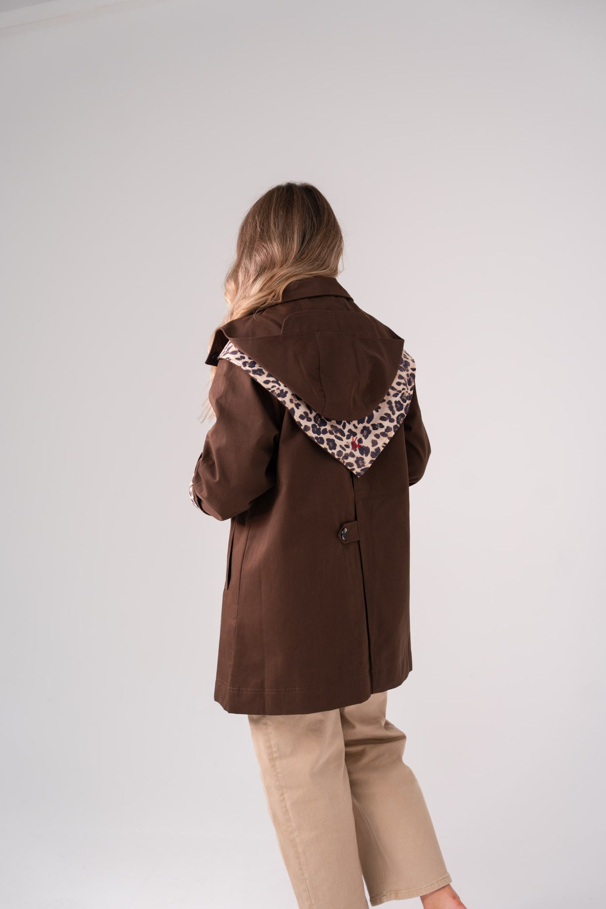 Love Laura Trench Coat With Scarf In Chocolate