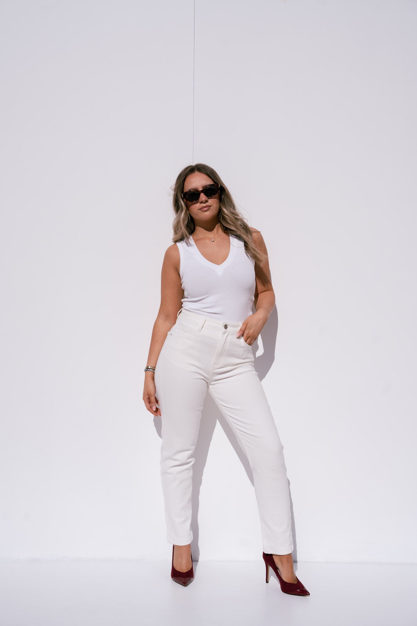 Love Laura V-Neck Vest Top In White