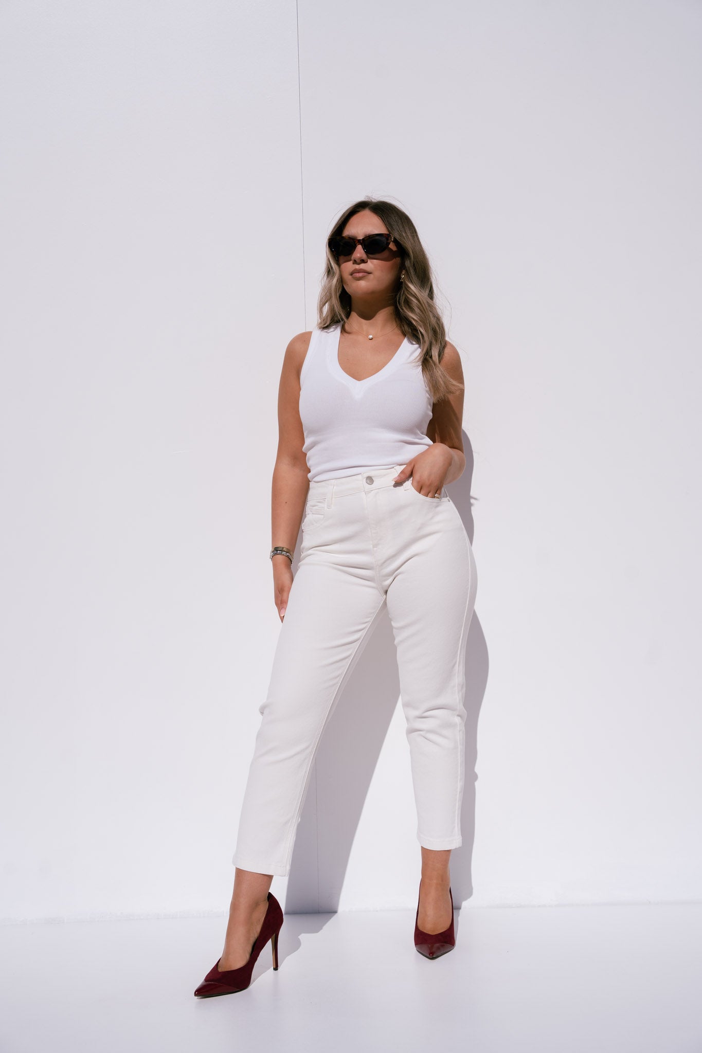 Love Laura V-Neck Vest Top In White