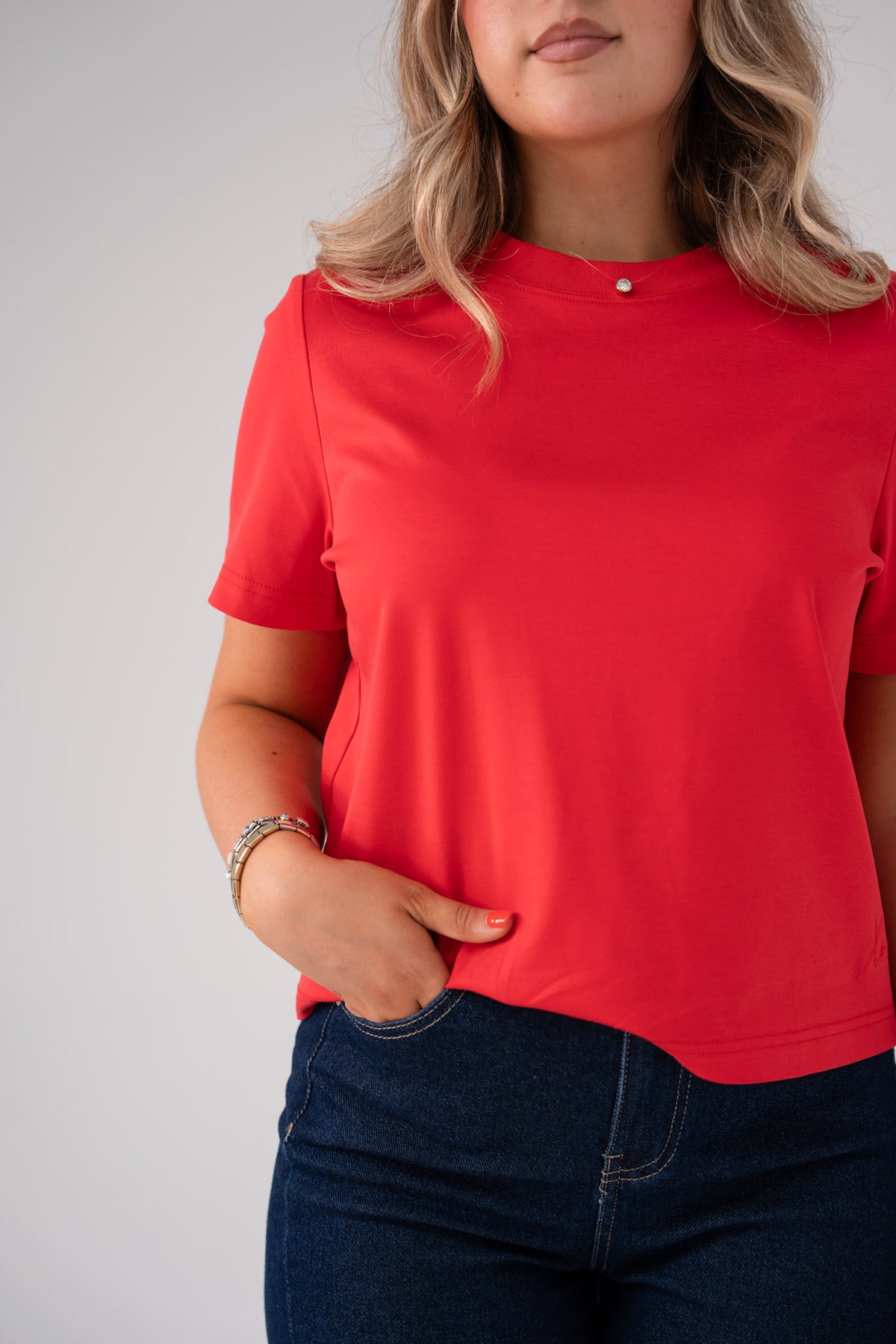 Love Laura Basic T-Shirt In Red