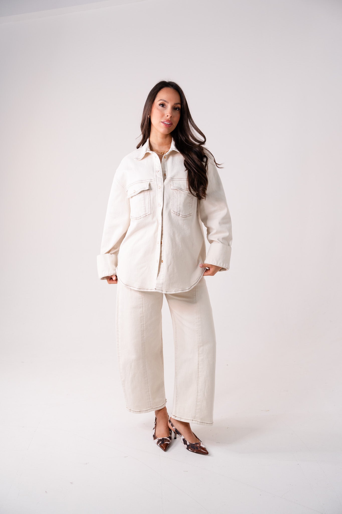 Love Laura Chocolate Stitched Jeans In Cream