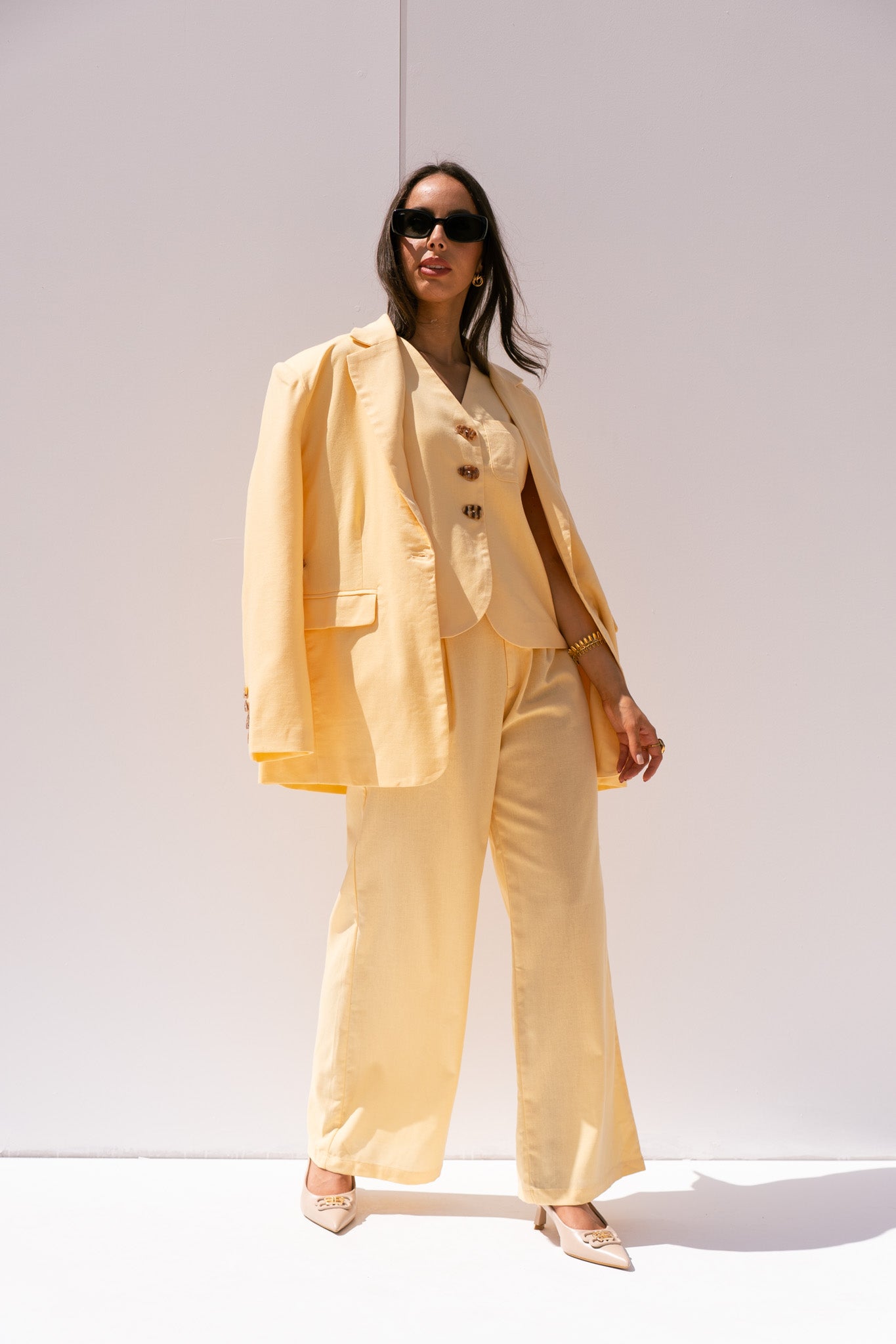Love Laura Linen Trousers In Lemon