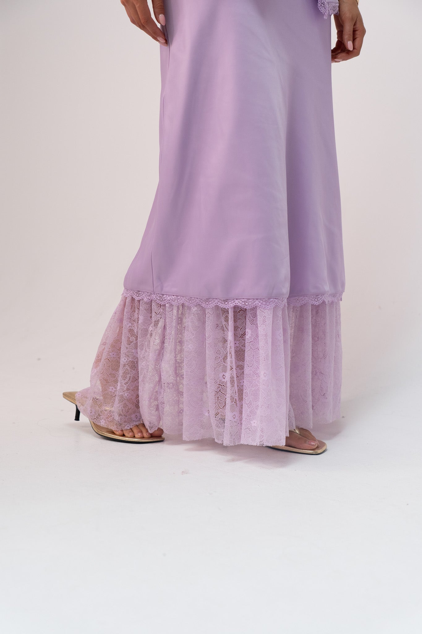 Love Laura Lace Trim Satin Skirt In Lilac