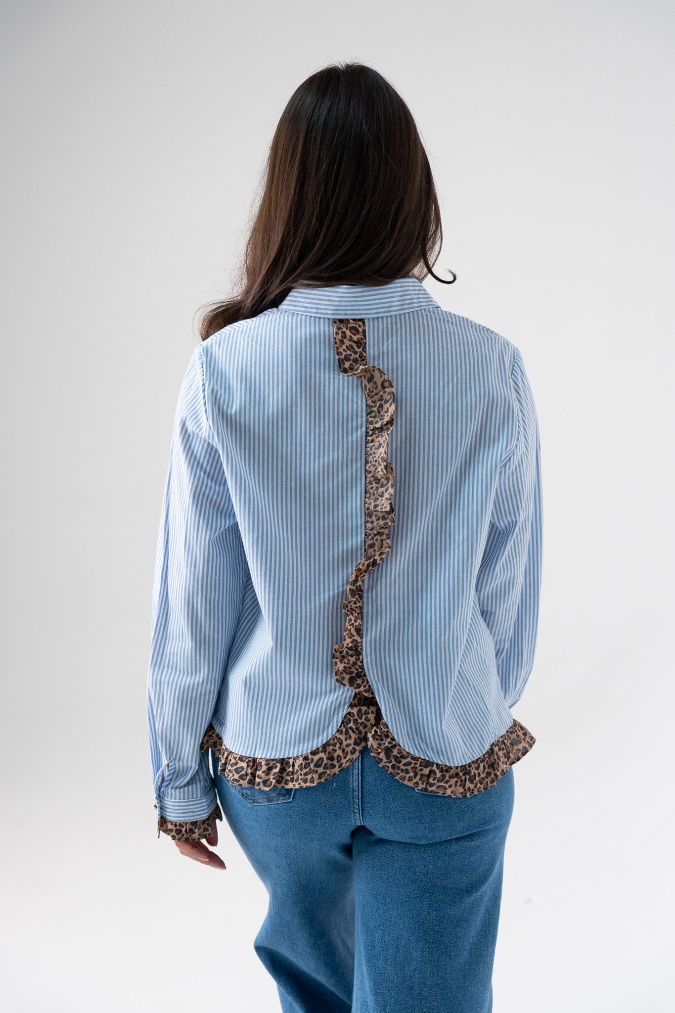 Megan Leopard Print Trim Shirt In Blue