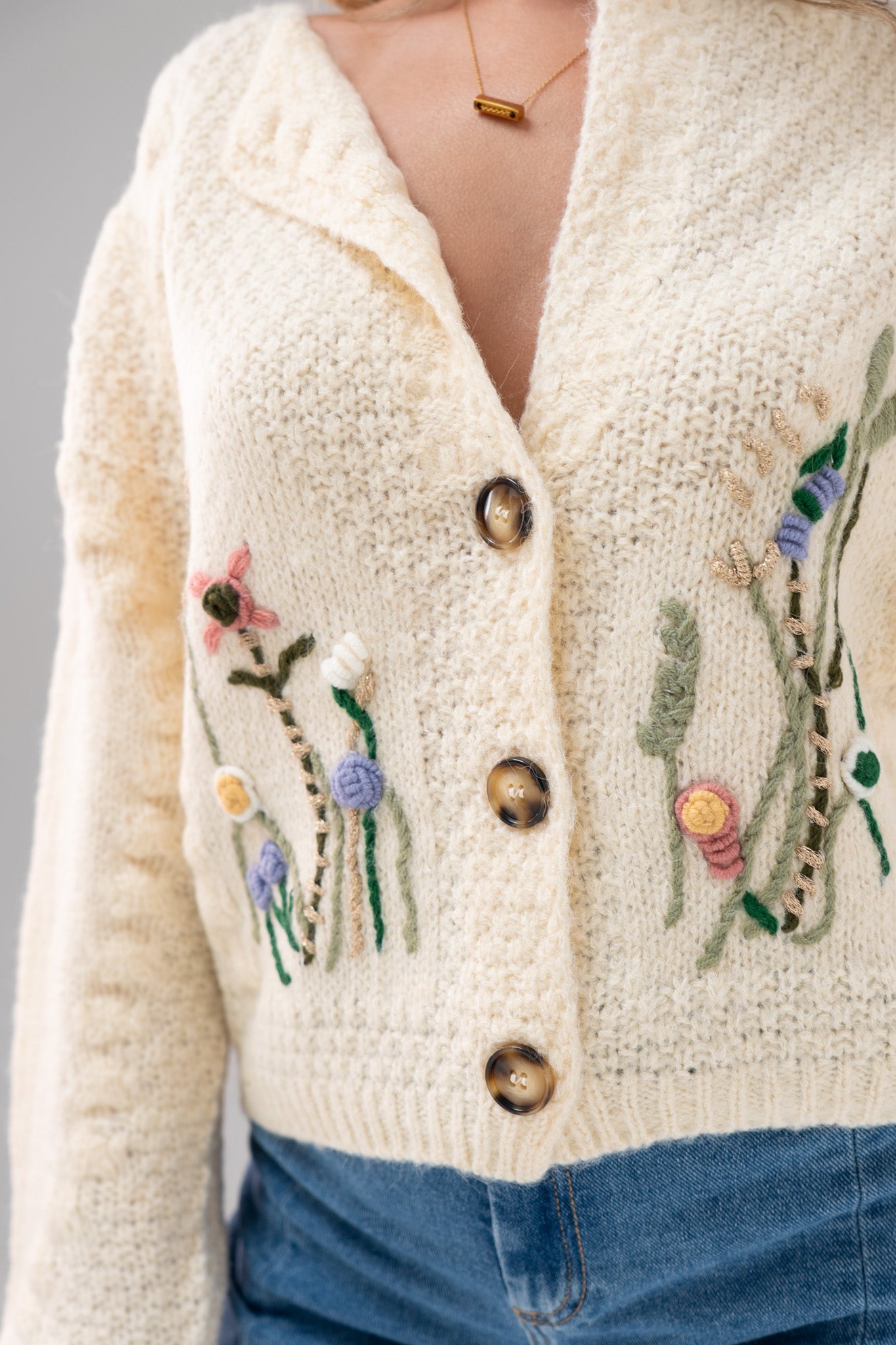 Melanie Embroidered Floral Cardigan In Cream