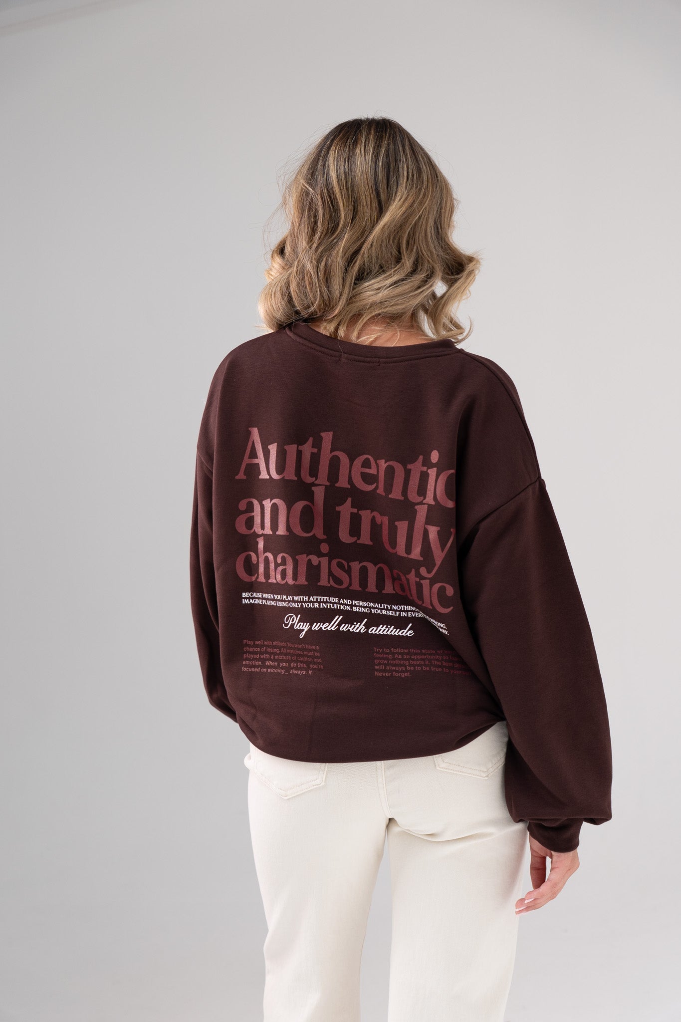 Melanie New York Graphic Sweatshirt In Chocolate