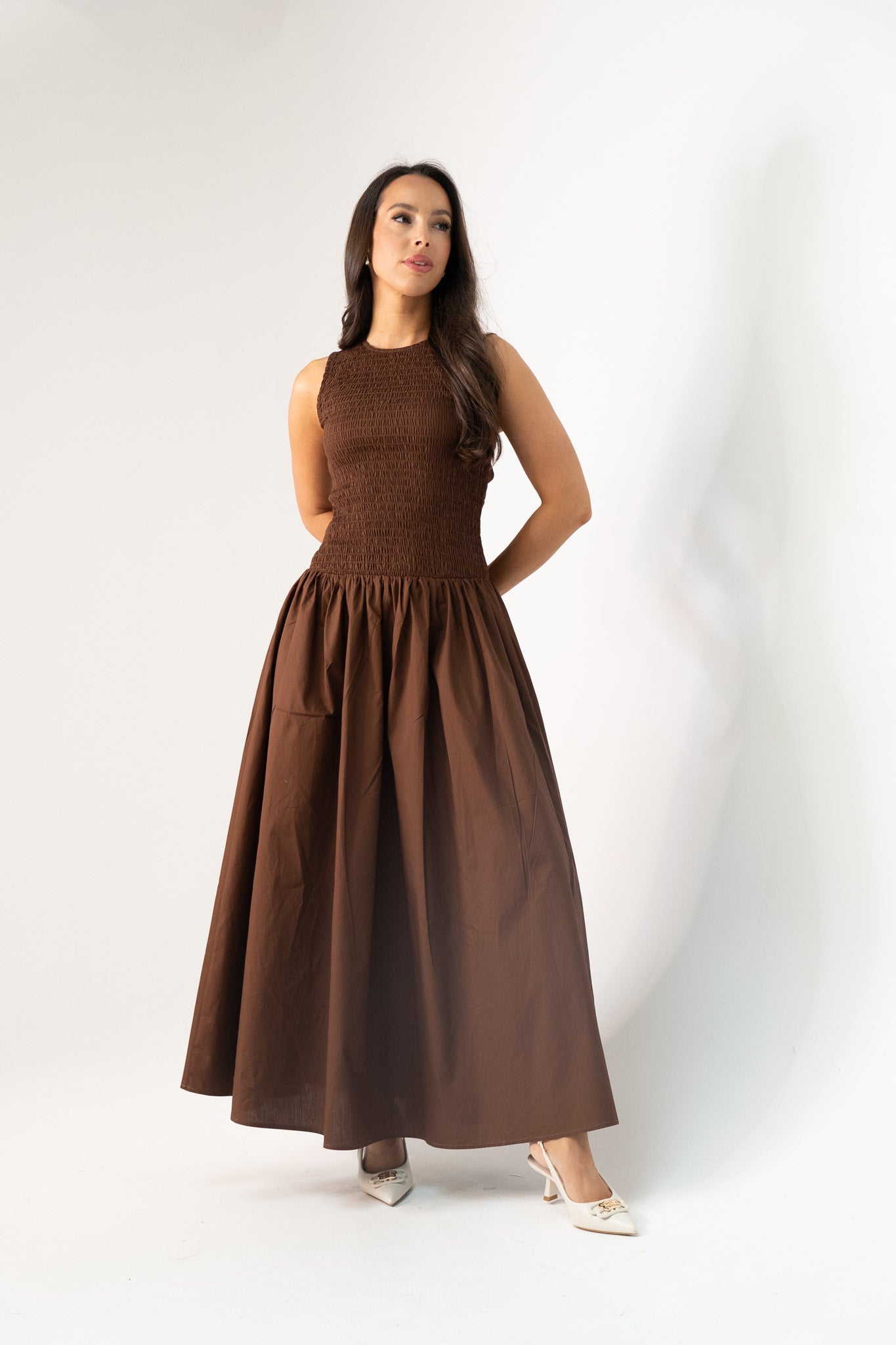 Millie Smock Detail Dress In Coffee