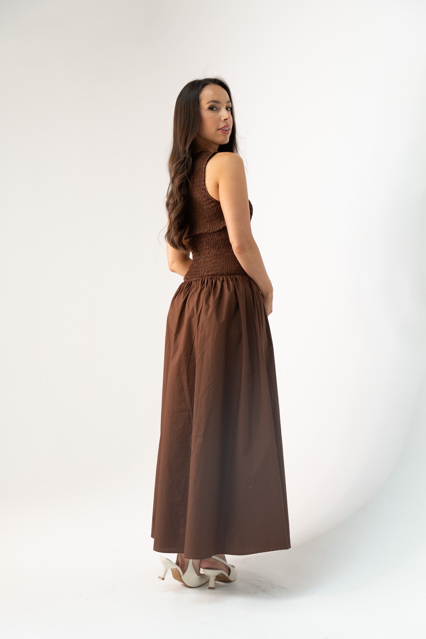 Millie Smock Detail Dress In Coffee