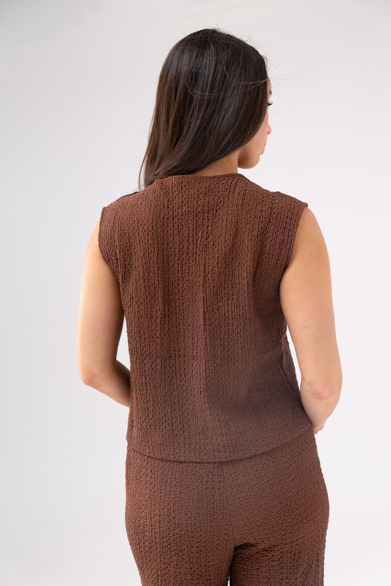 Millie Waffle Texture Waistcoat In Coffee