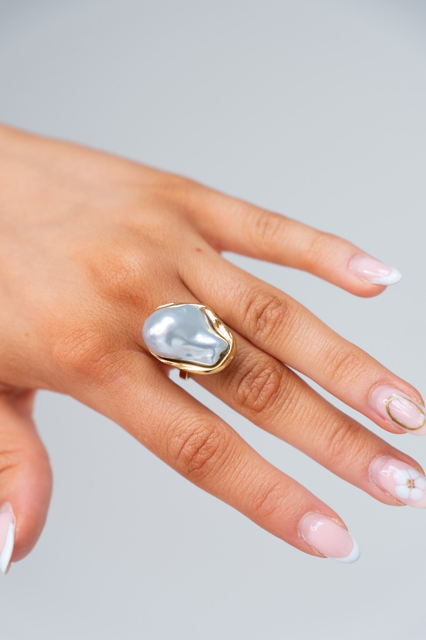 Olive Large Stone Ring In Blue