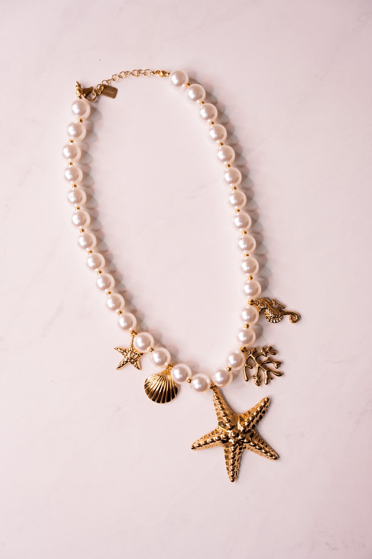 Olive Chunky Pearl Charm Necklace In Gold