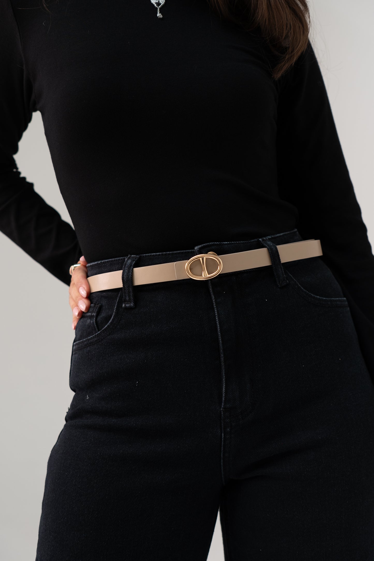 Orla Oval Buckle Belt In Neutral