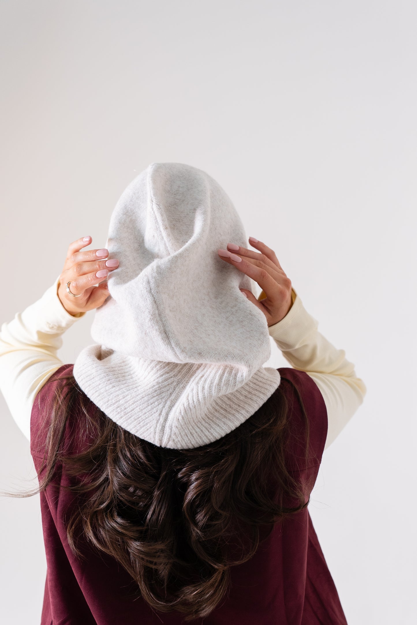 Polly Knit Hood In Neutral