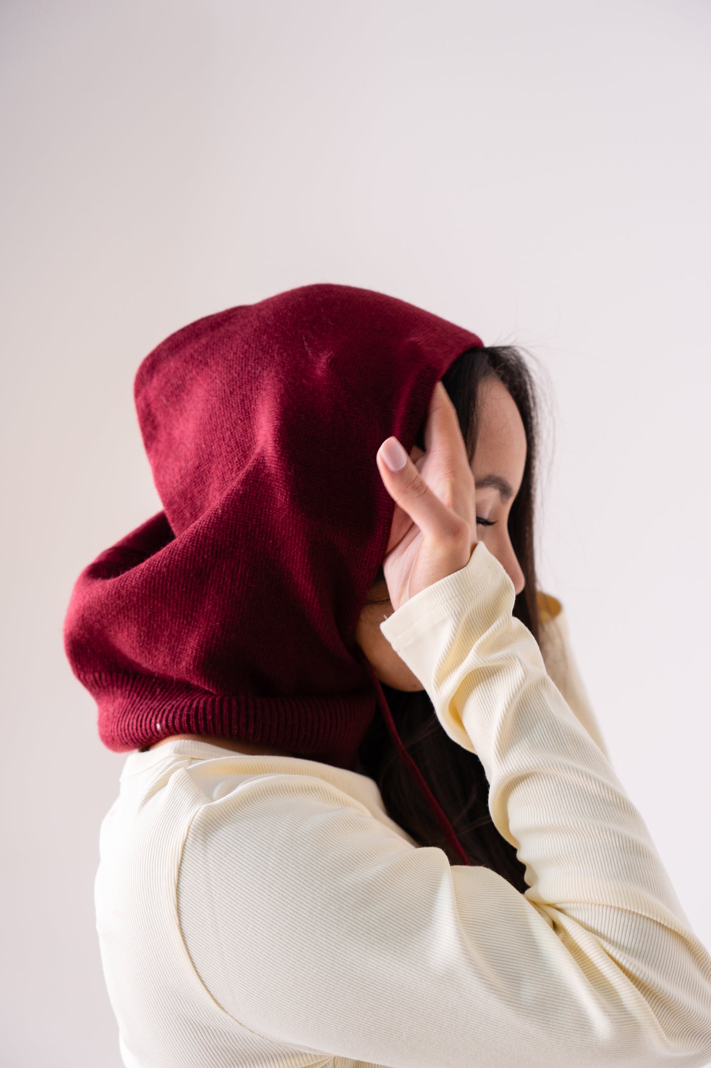 Polly Knit Hood In Wine