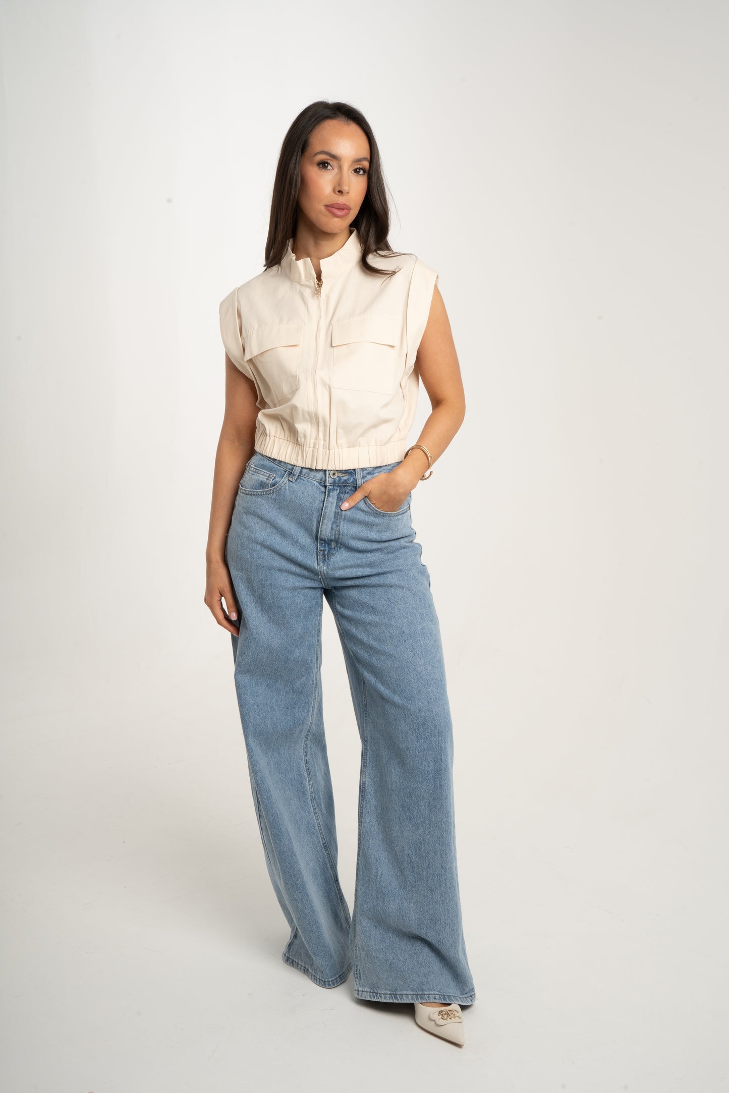 Polly Sleeveless Cargo Jacket In Neutral