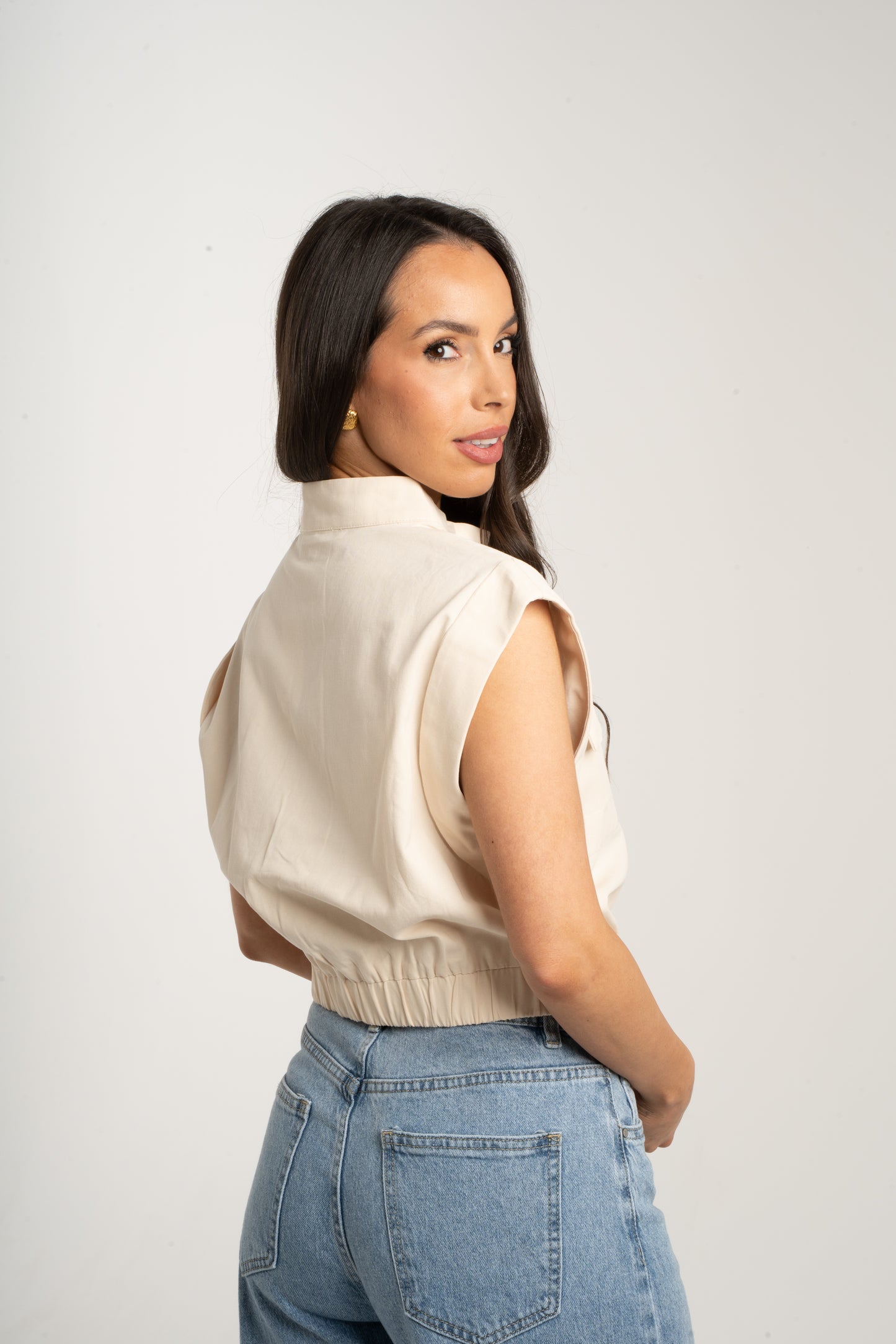 Polly Sleeveless Cargo Jacket In Neutral