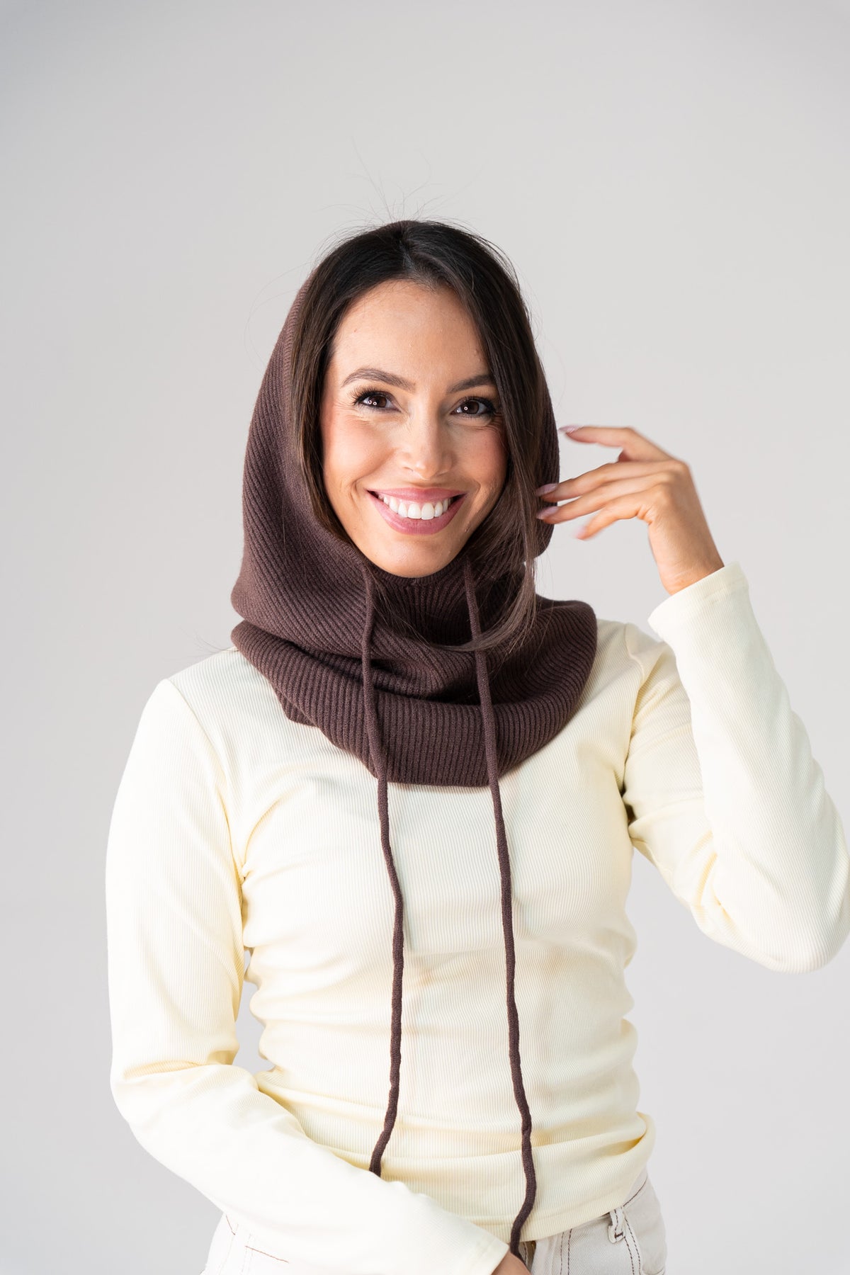 Polly Knit Hood In Chocolate