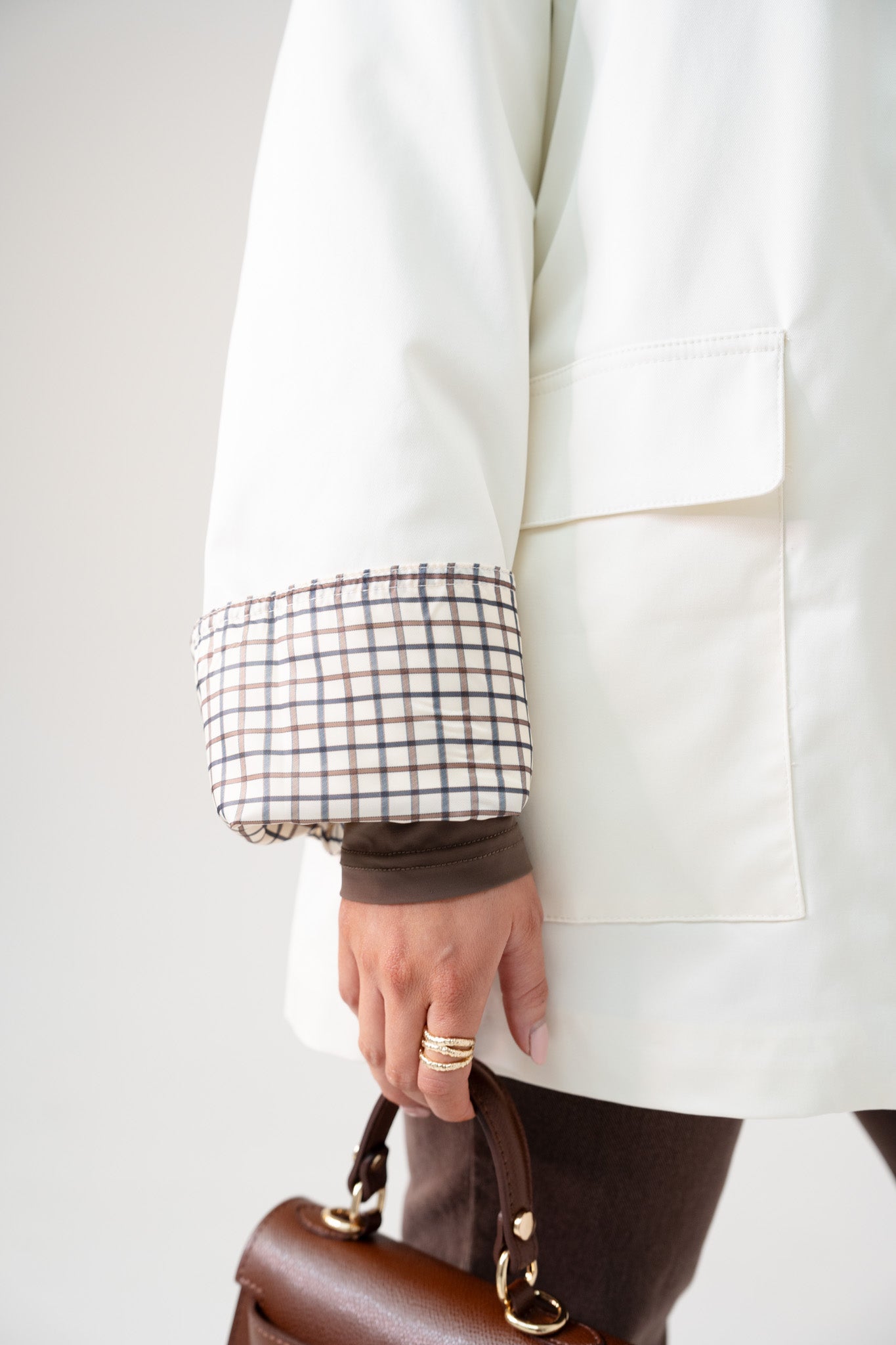 Taylor Contrast Collar Jacket In Cream