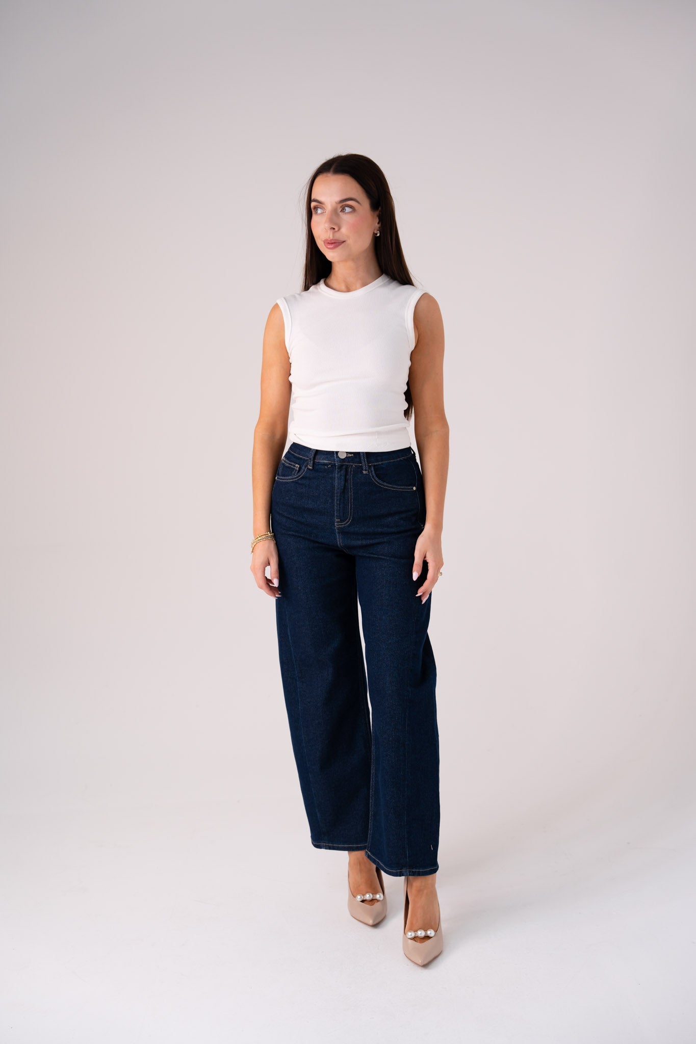 Love Laura Carrot Barrell Jeans In Dark Wash