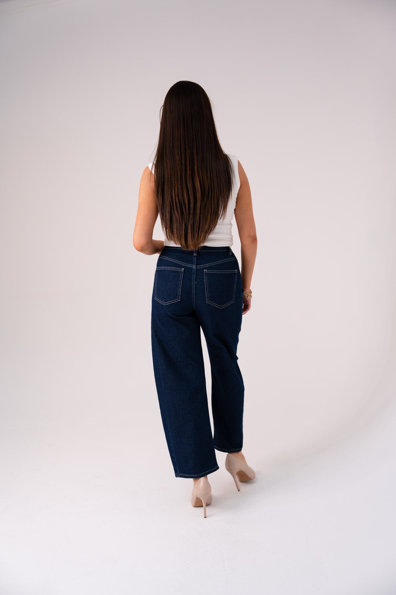 Love Laura Carrot Barrell Jeans In Dark Wash