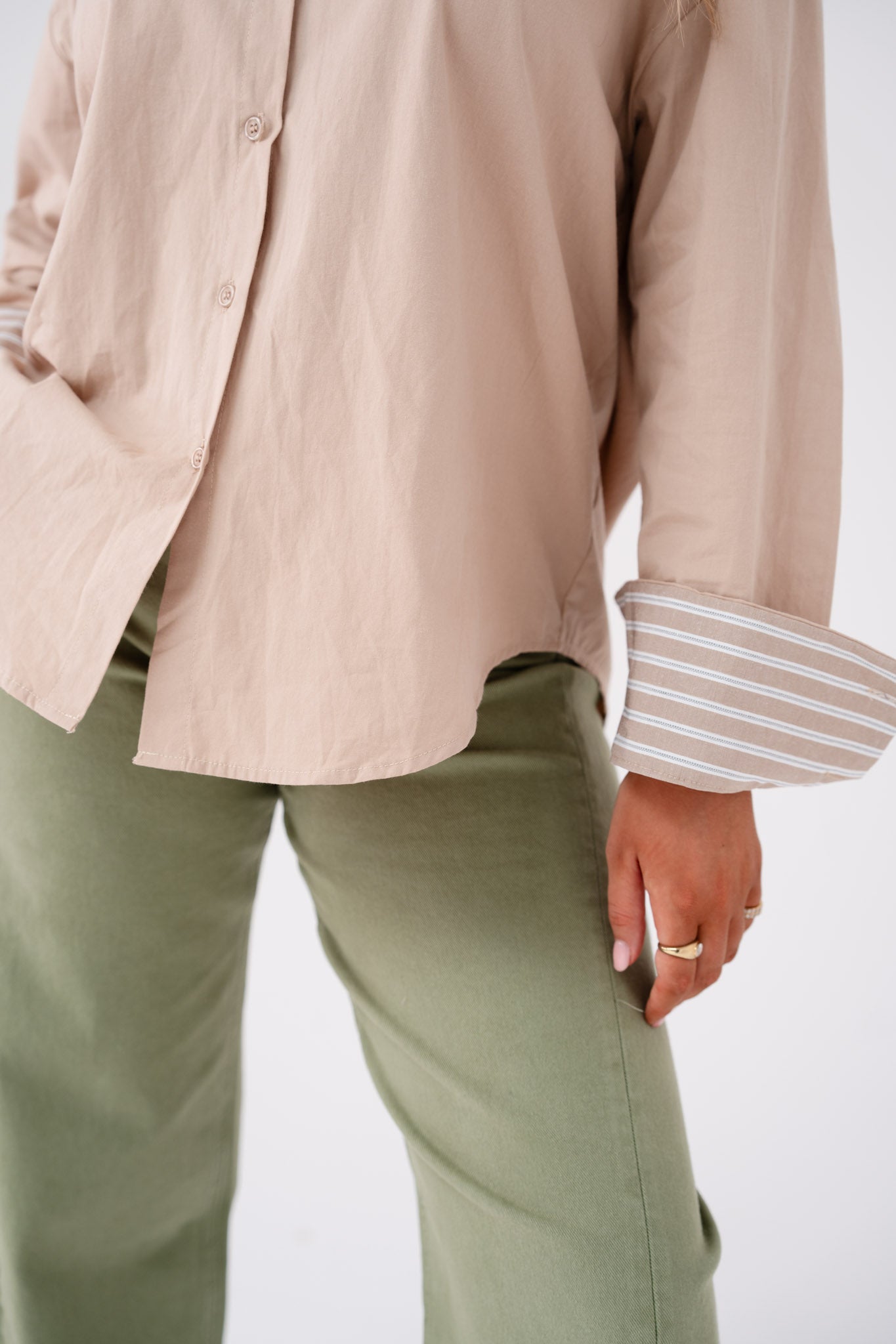 Kiera Contrast Cuff Shirt In Beige