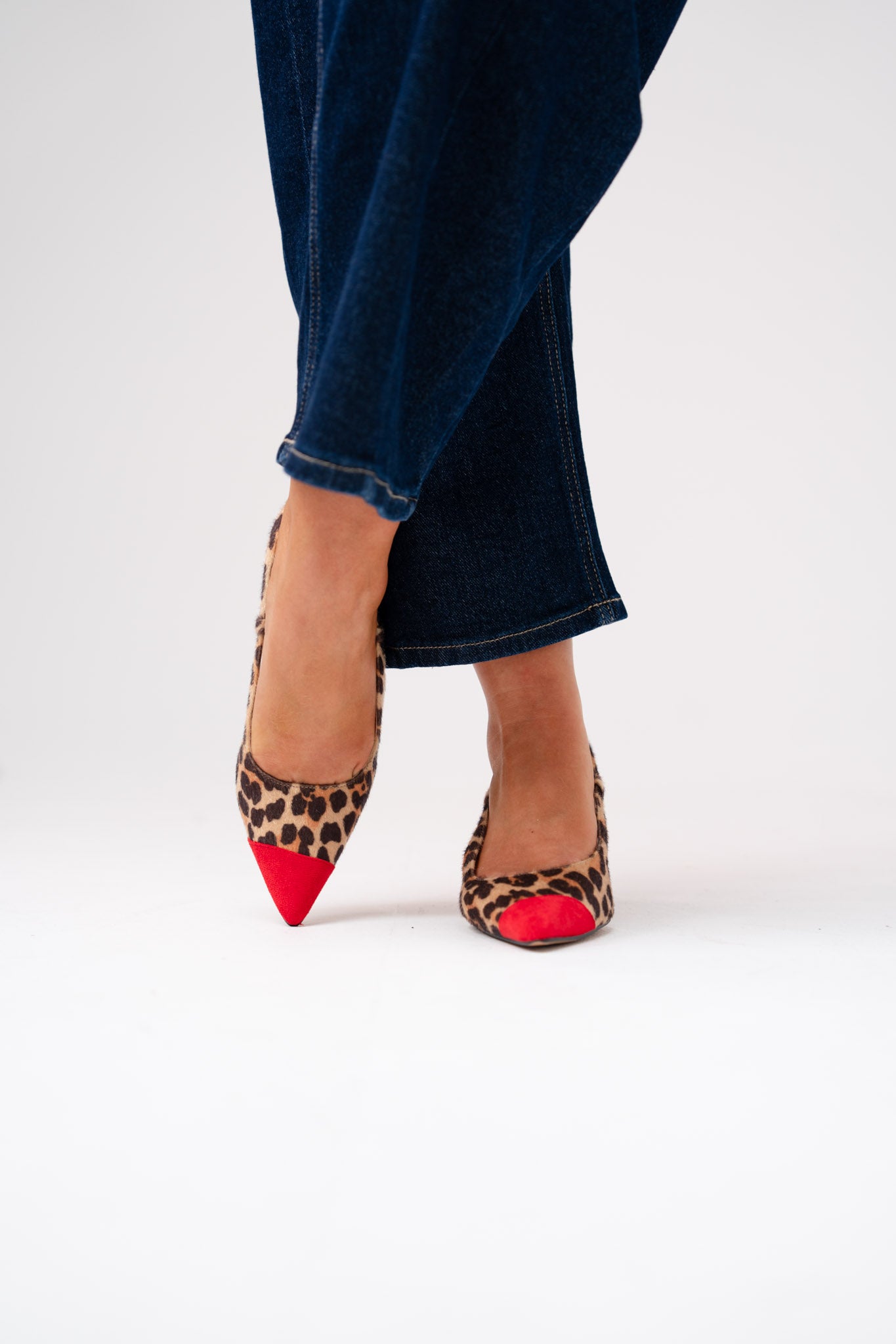 Love Laura Red Toe Kitten Heel In Leopard Print