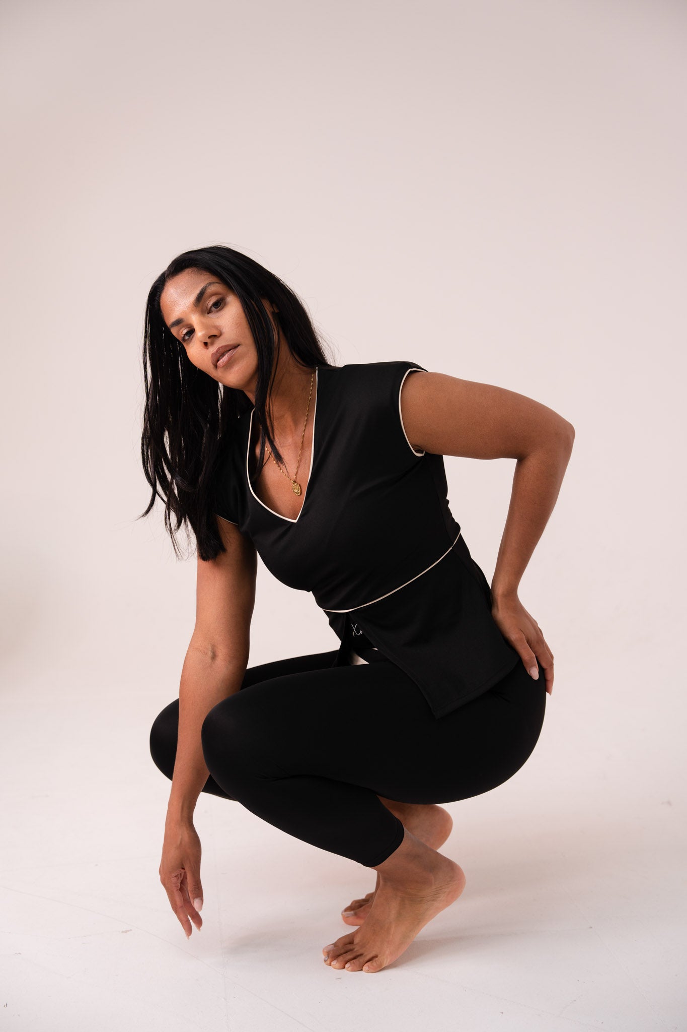Love Laura Cream Trim Leisure Top In Black