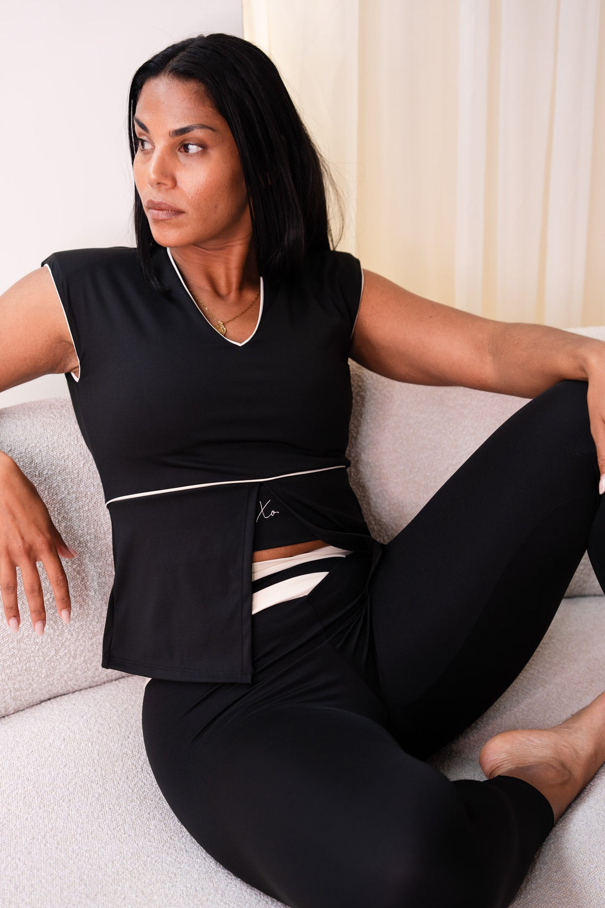 Love Laura Cream Trim Leisure Top In Black