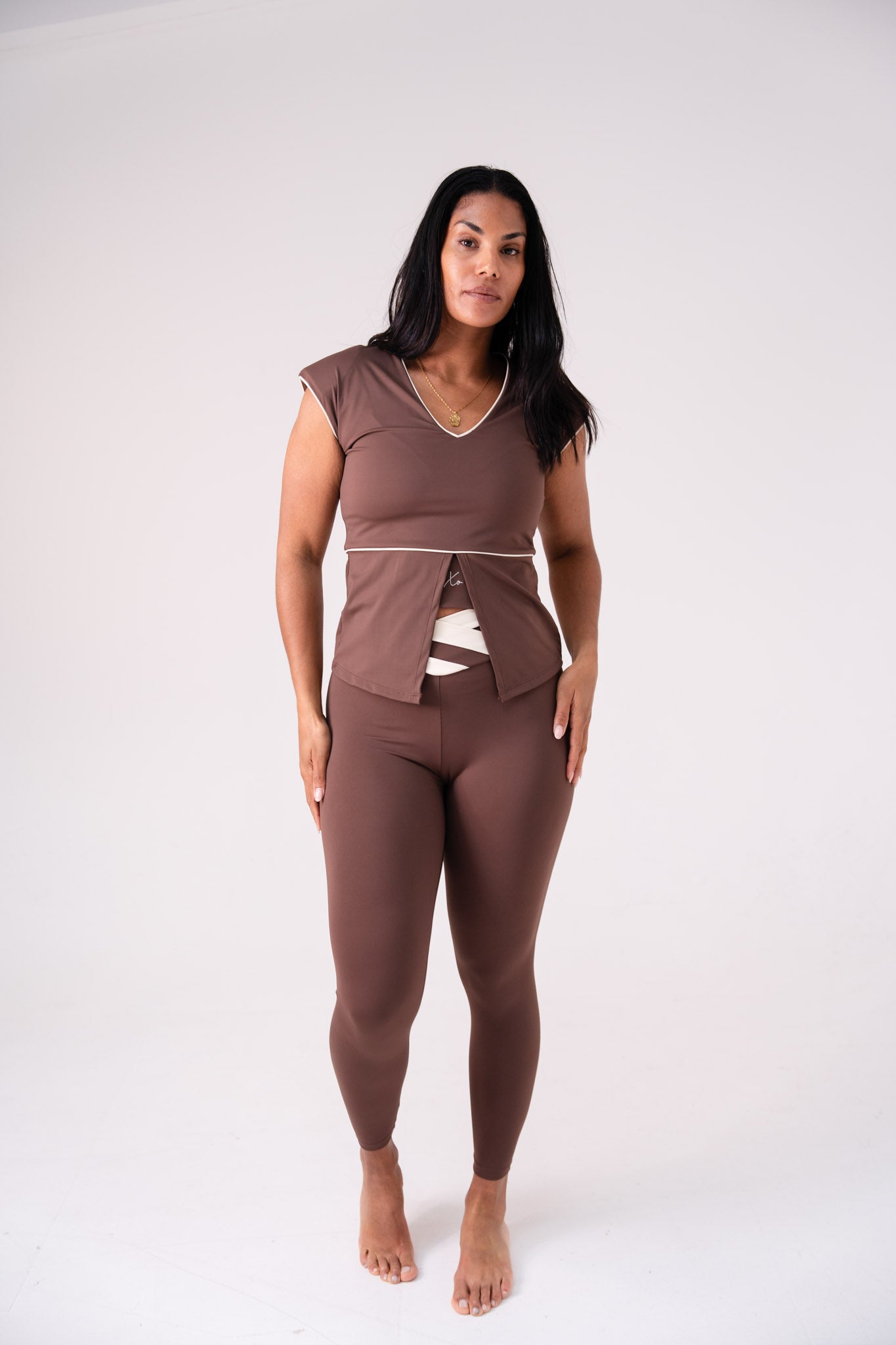 Love Laura Cream Trim Leisure Top In Chocolate