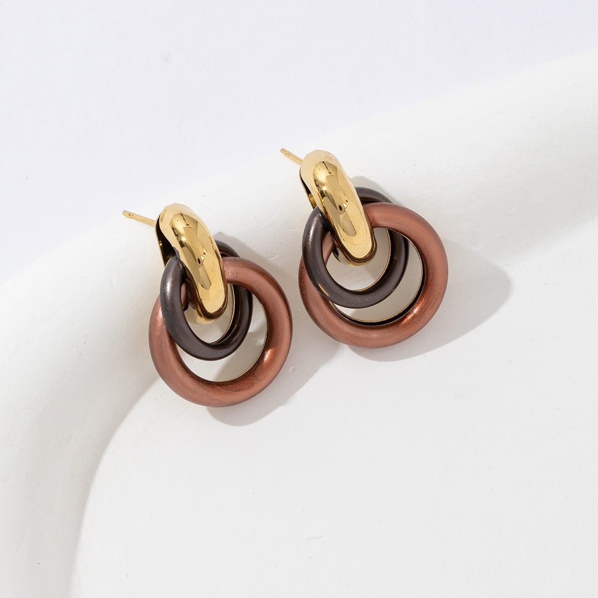 Olive Multi Circle Earring In Brown Mix