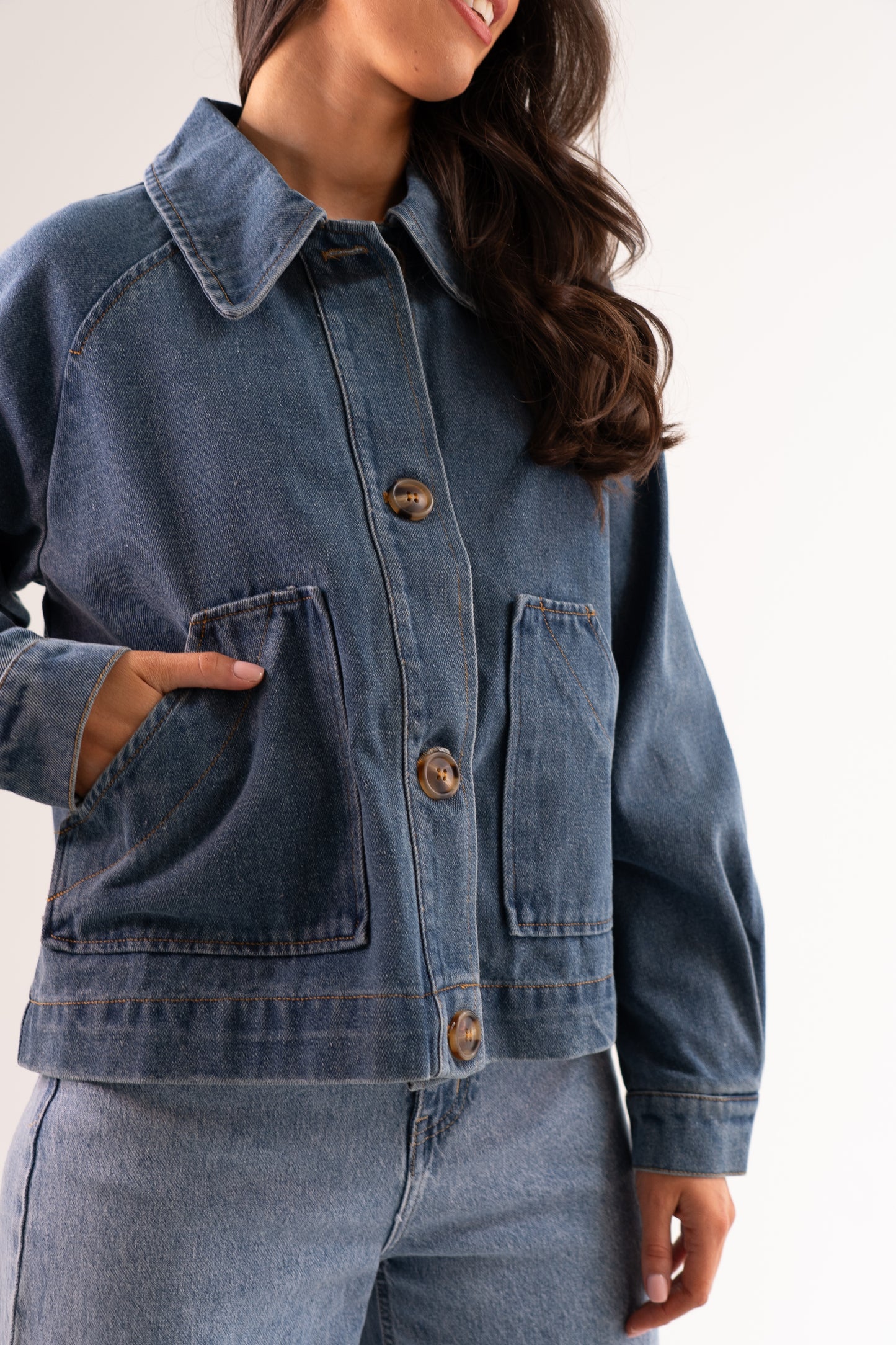 Cathy Denim Jacket In Mid Wash