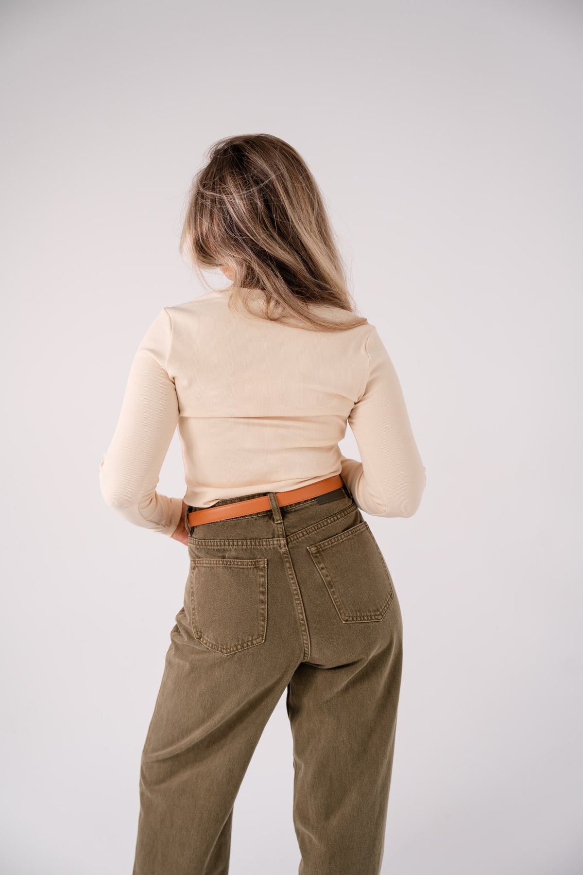 Love Laura V-Neck Ribbed Base Top In Cream