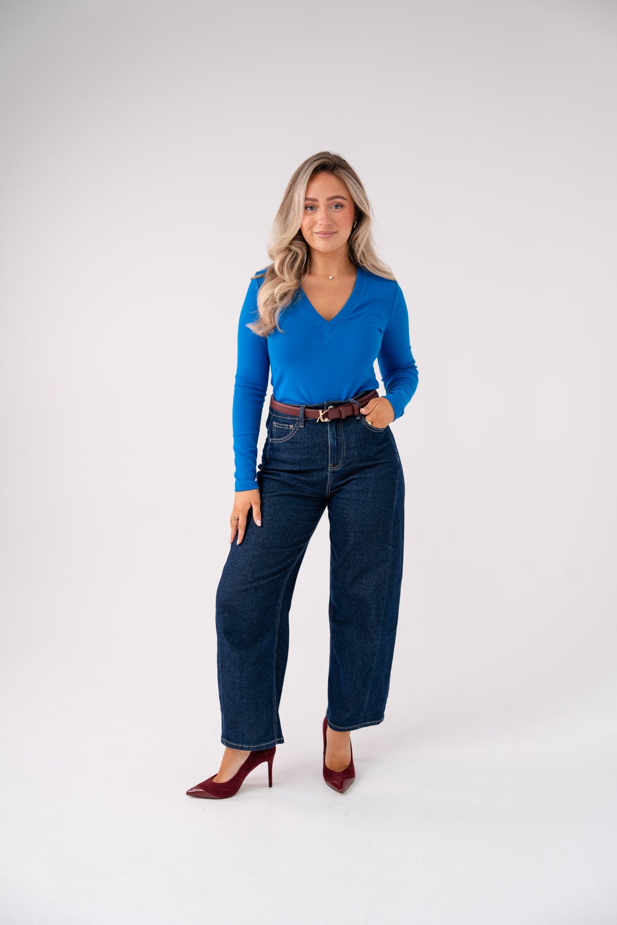 Love Laura V-Neck Ribbed Base Top In Cobalt