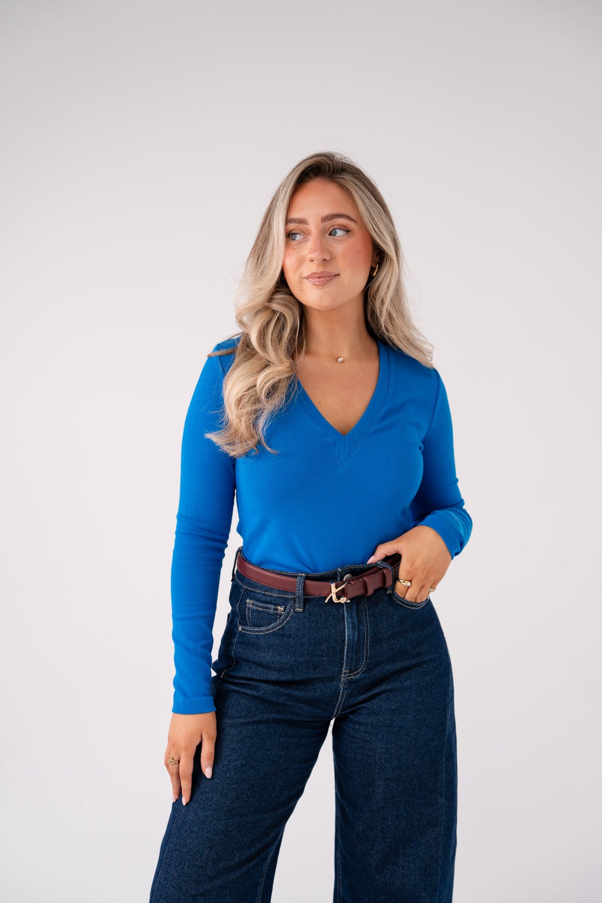 Love Laura V-Neck Ribbed Base Top In Cobalt