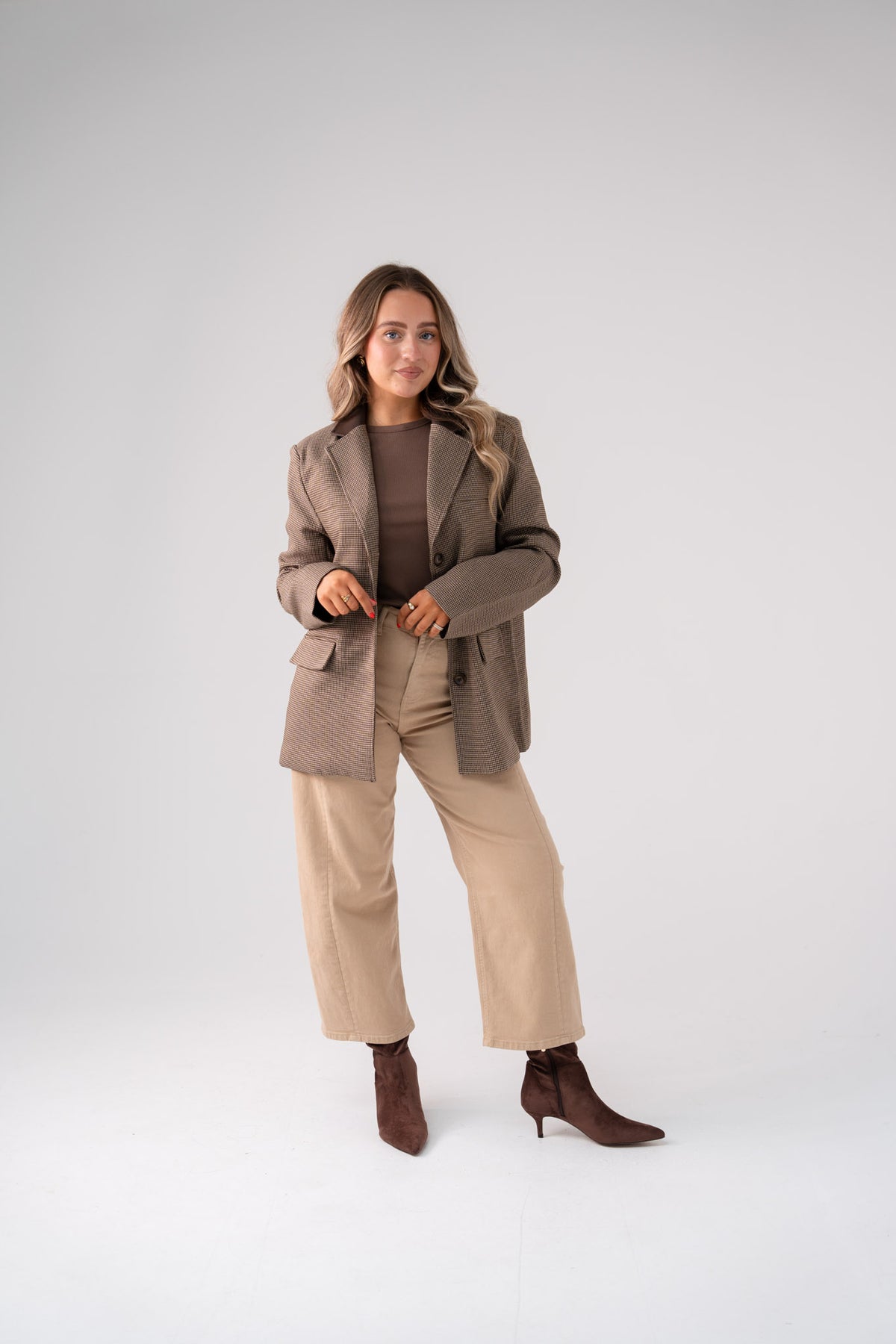 Kiera Fine Check Blazer In Brown