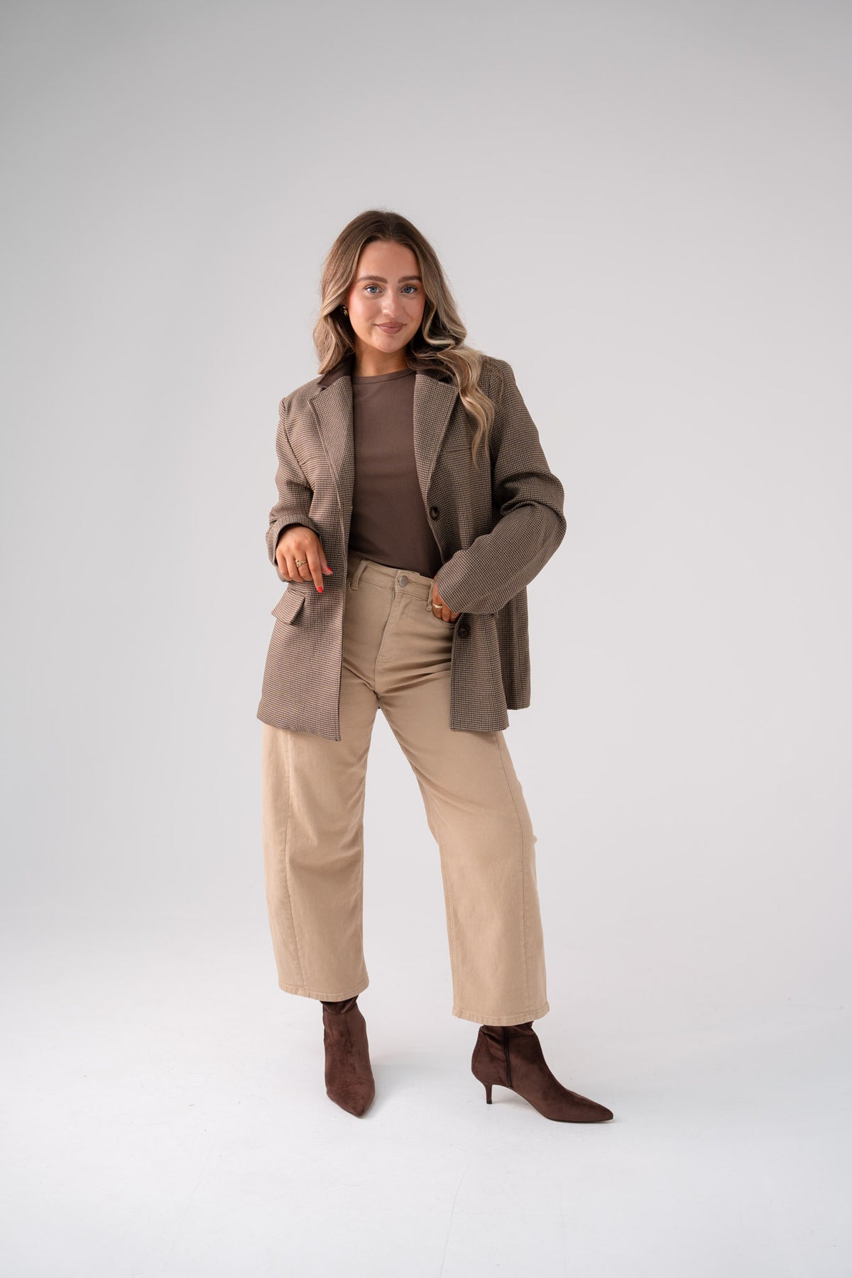 Kiera Fine Check Blazer In Brown