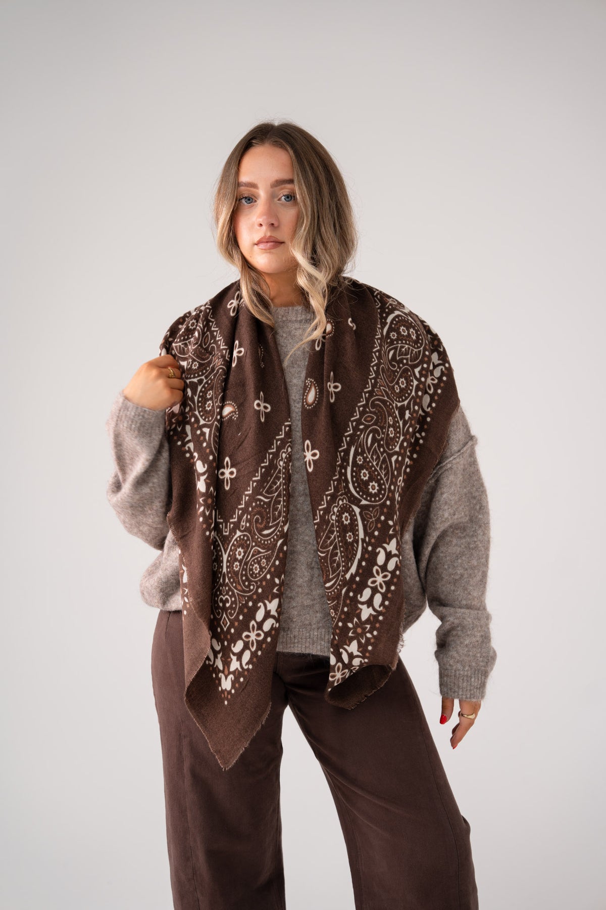 Kendra Printed Scarf In Chocolate