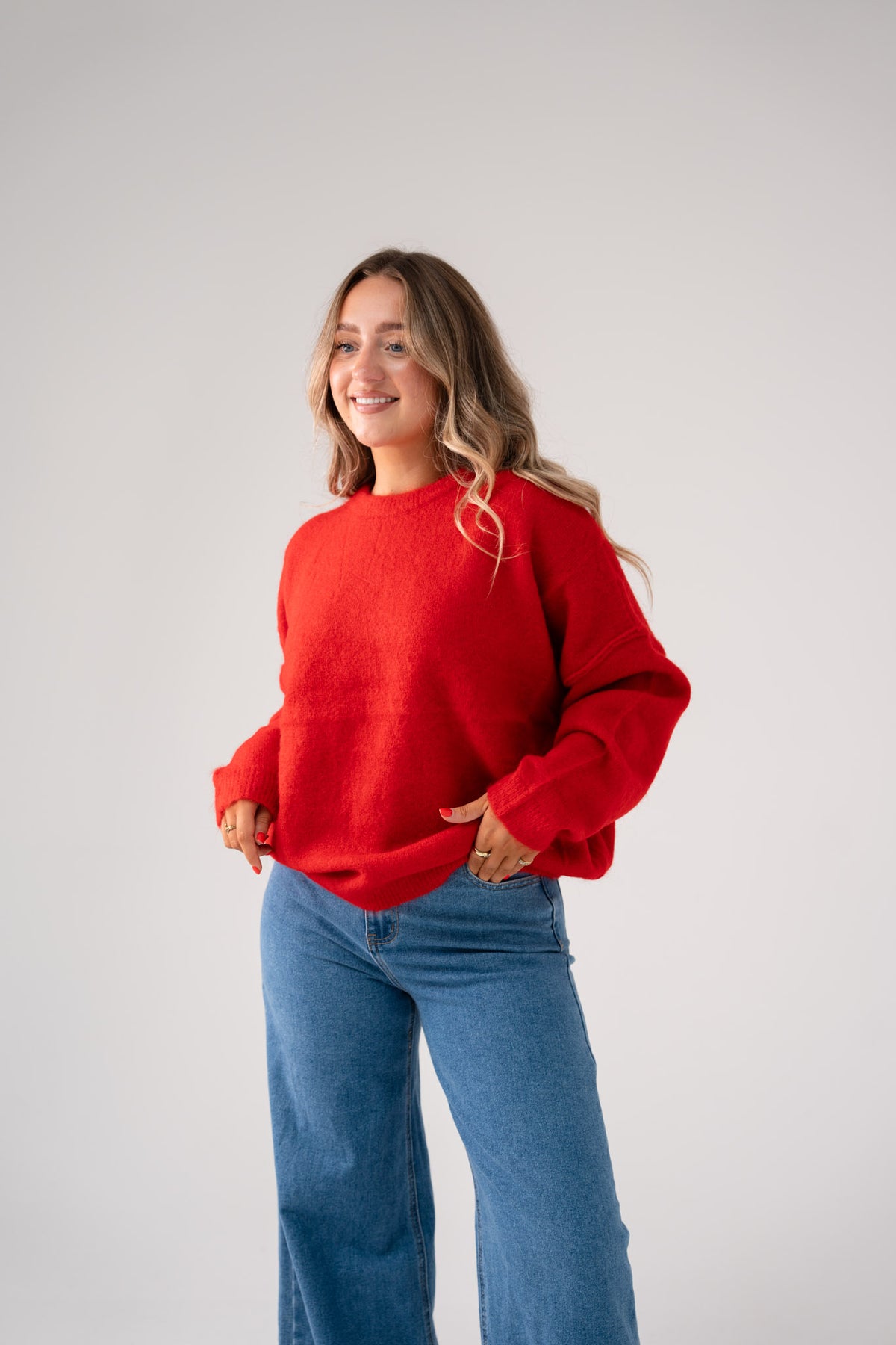 Kiera Round Neck Jumper In Red
