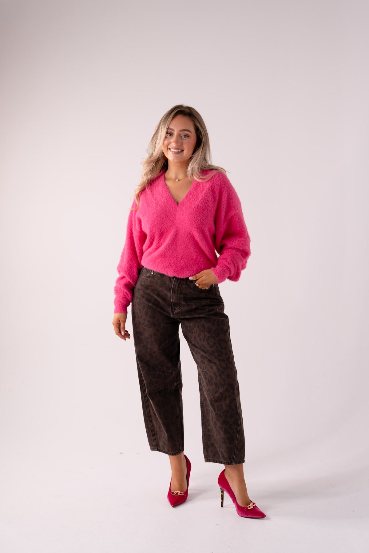 Love Laura Soft Touch V-Neck Jumper In Fuchsia