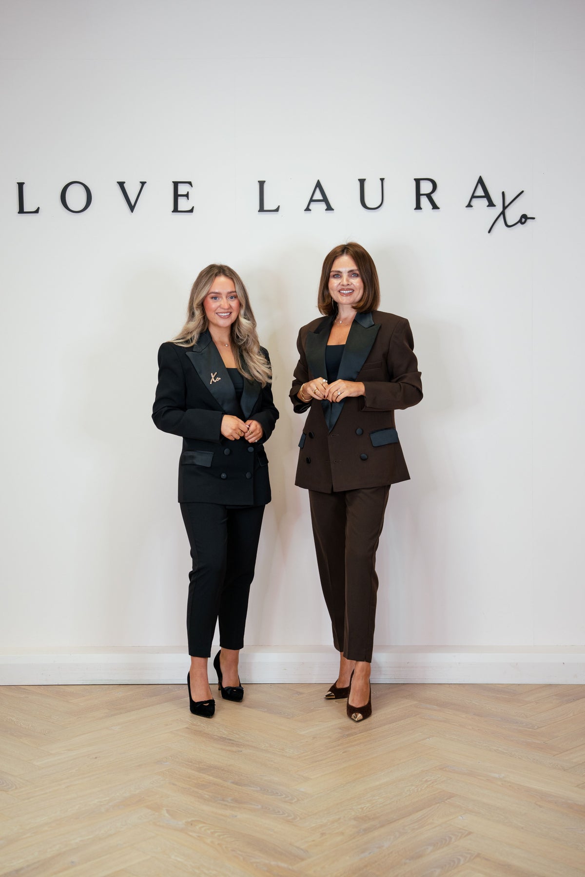 Love Laura Tuxedo Power Blazer In Black