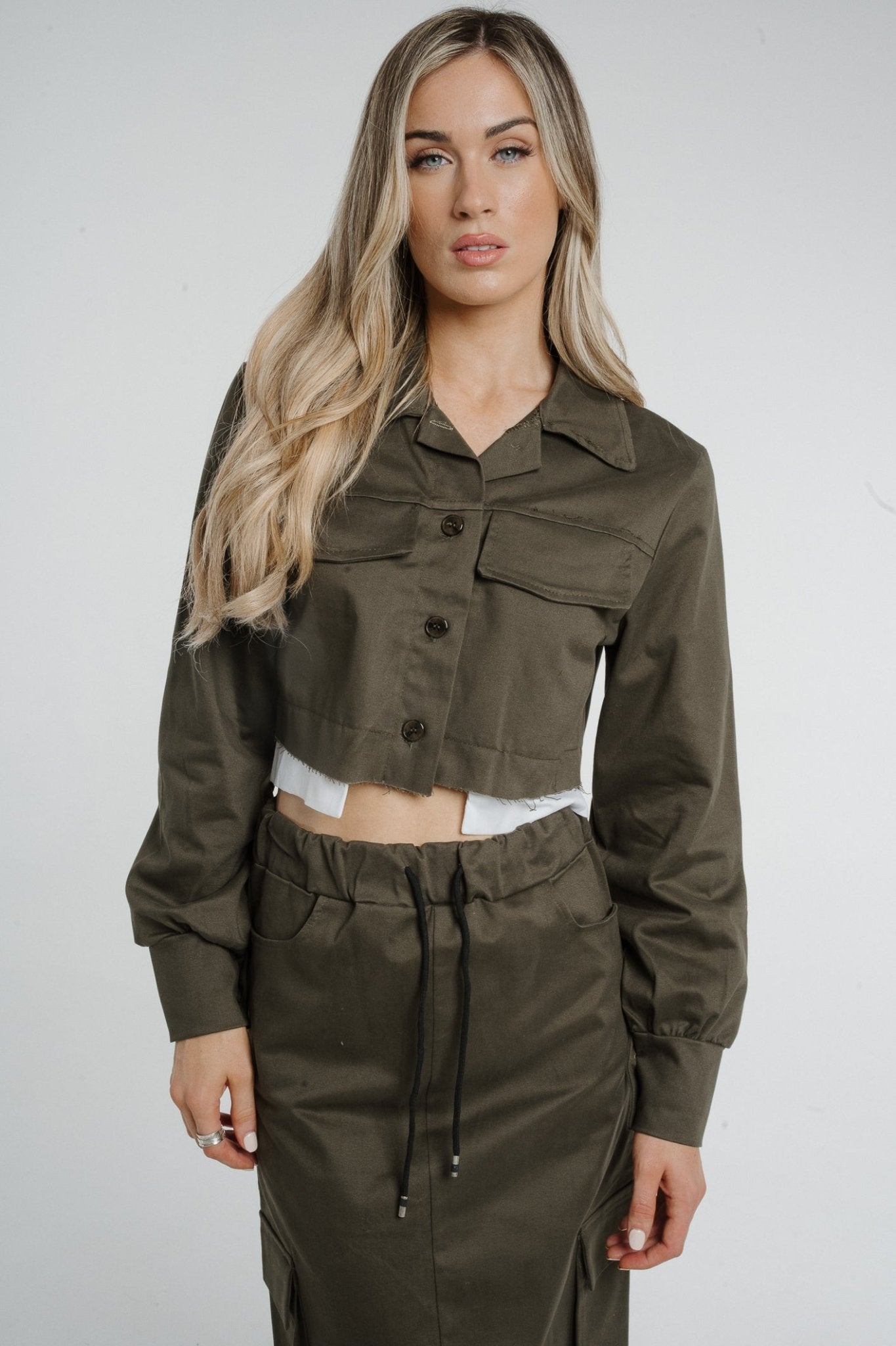 Cathy Cropped Jacket In Khaki - The Walk in Wardrobe