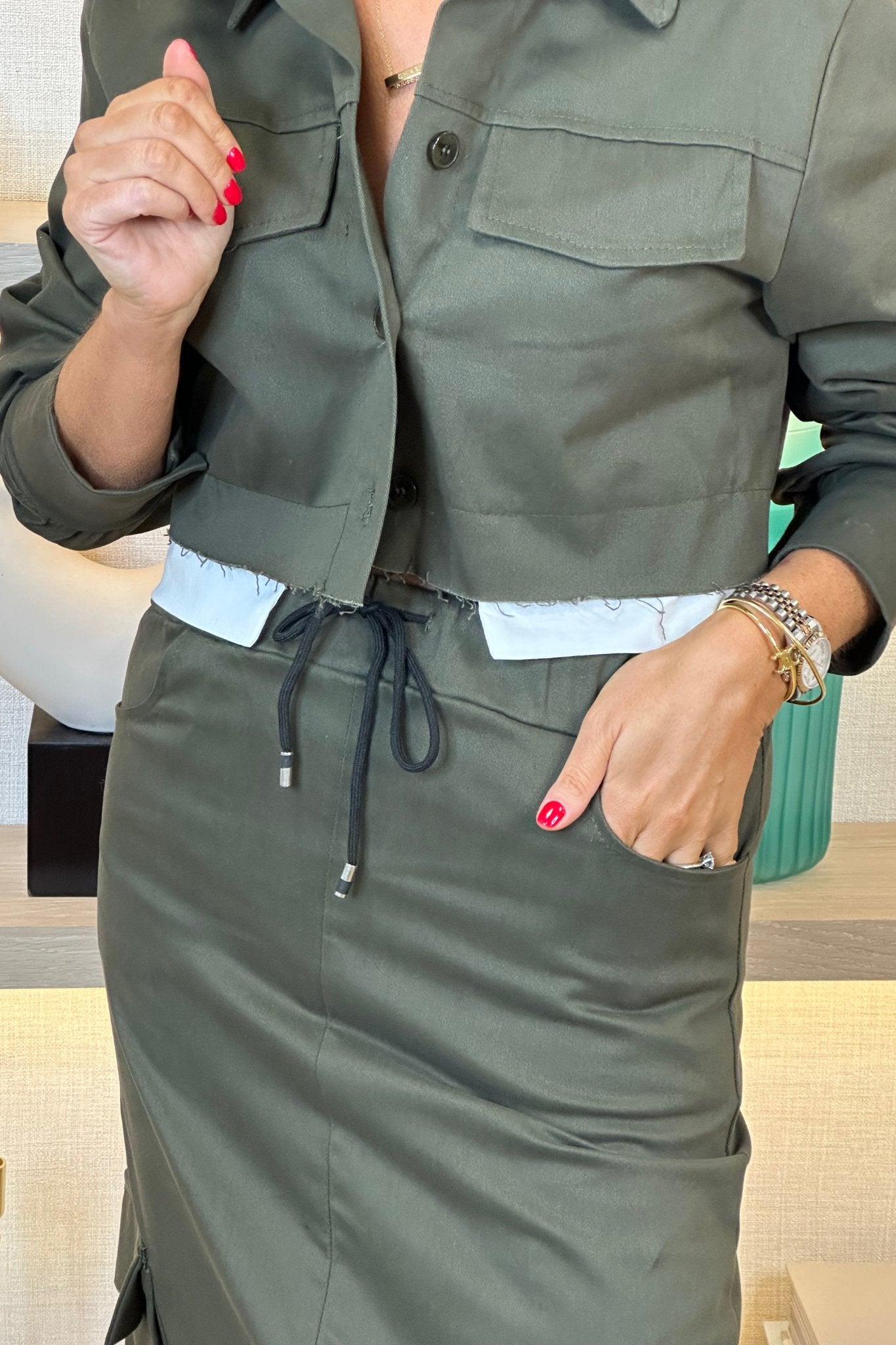 Cathy Cropped Jacket In Khaki - The Walk in Wardrobe