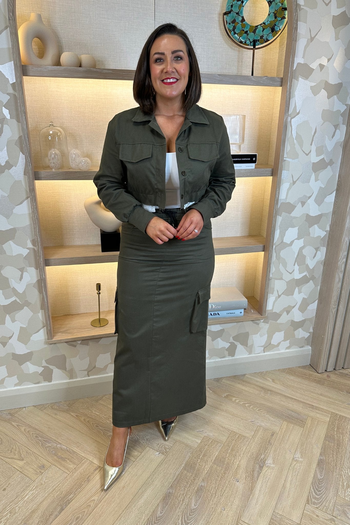 Cathy Cropped Jacket In Khaki - The Walk in Wardrobe