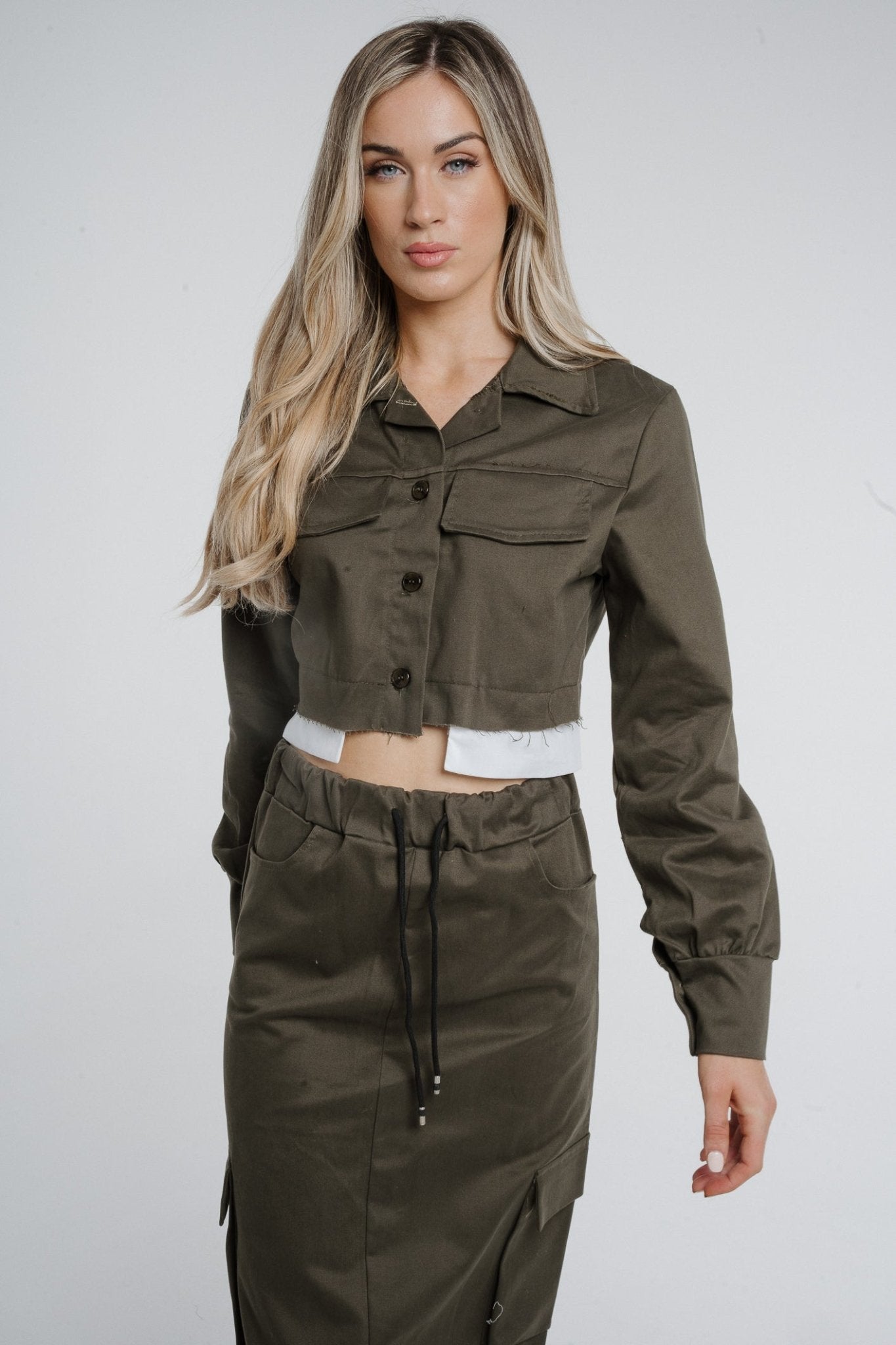 Cathy Cropped Jacket In Khaki - The Walk in Wardrobe
