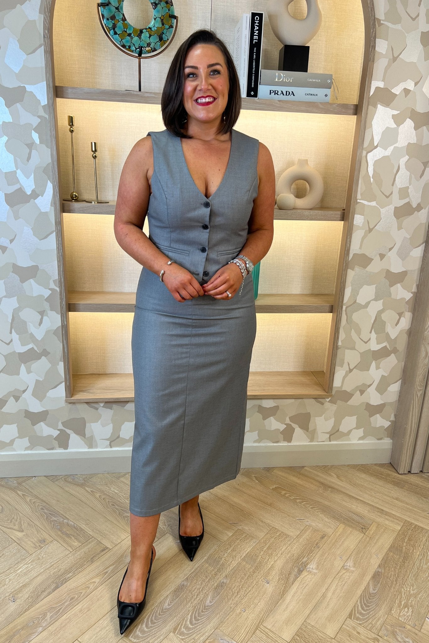 Holly Midi Skirt In Grey - The Walk in Wardrobe