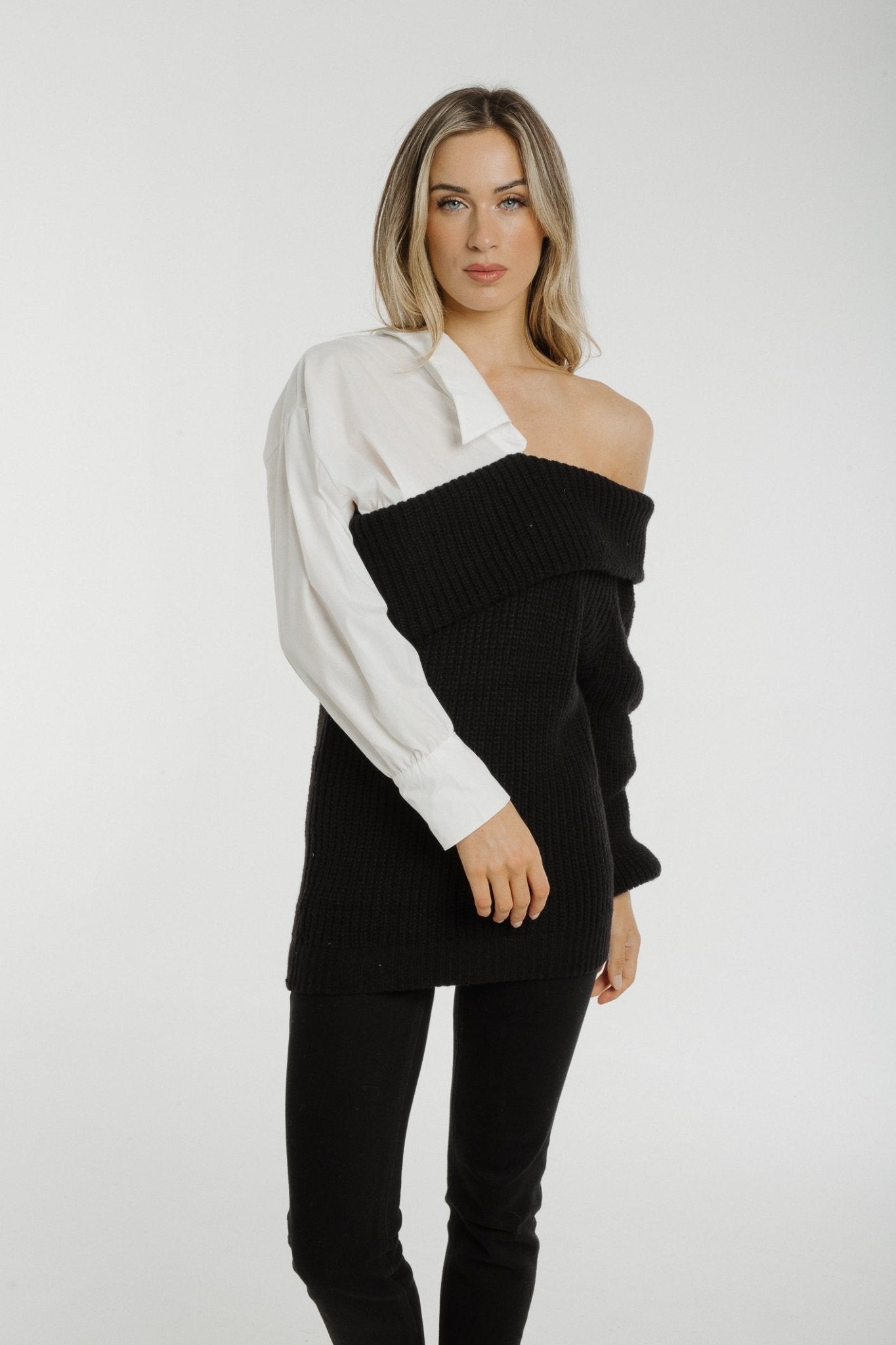 Lila Contrast Jumper In Black - The Walk in Wardrobe